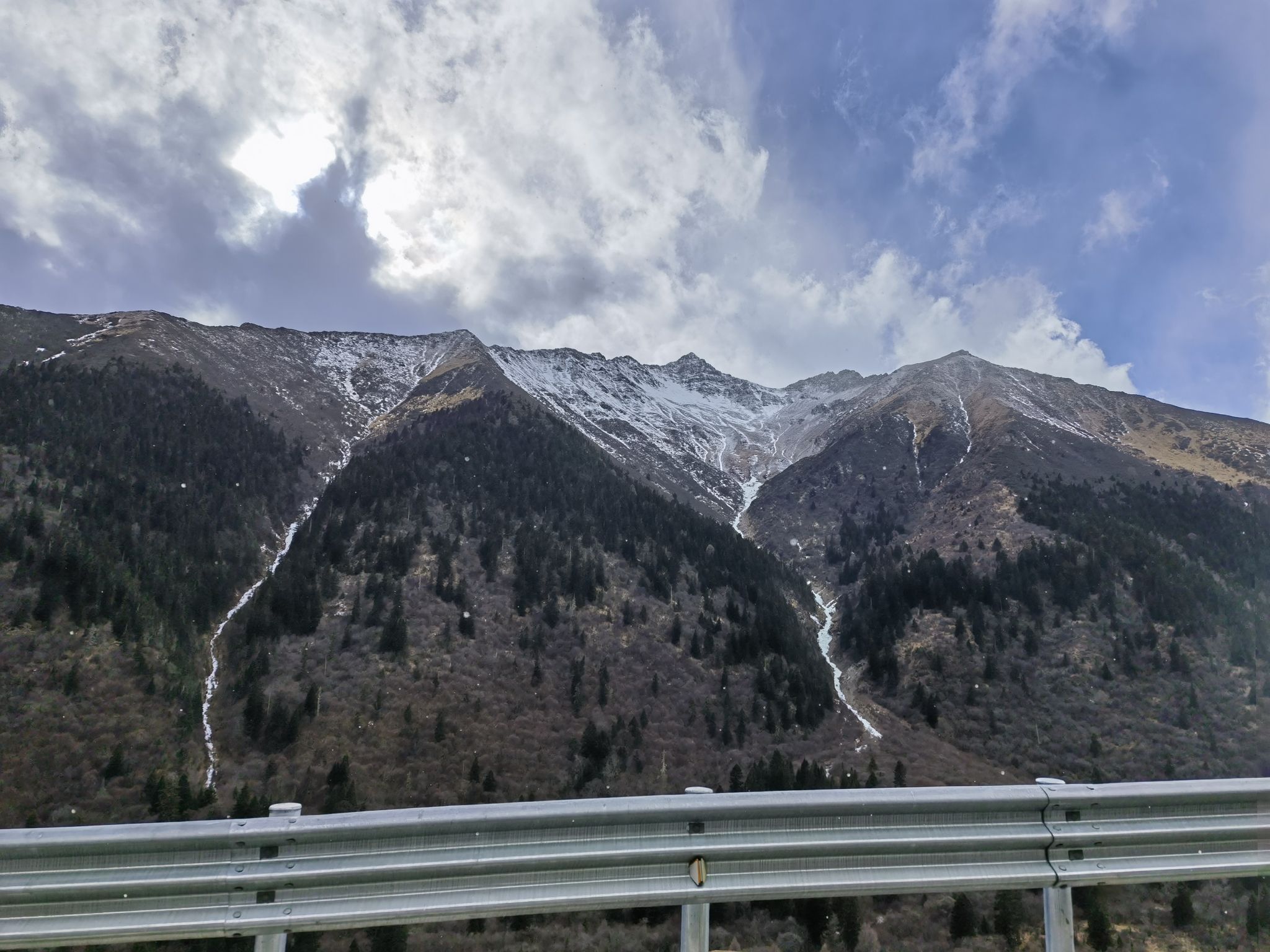 雅克夏雪山旅行图片 3