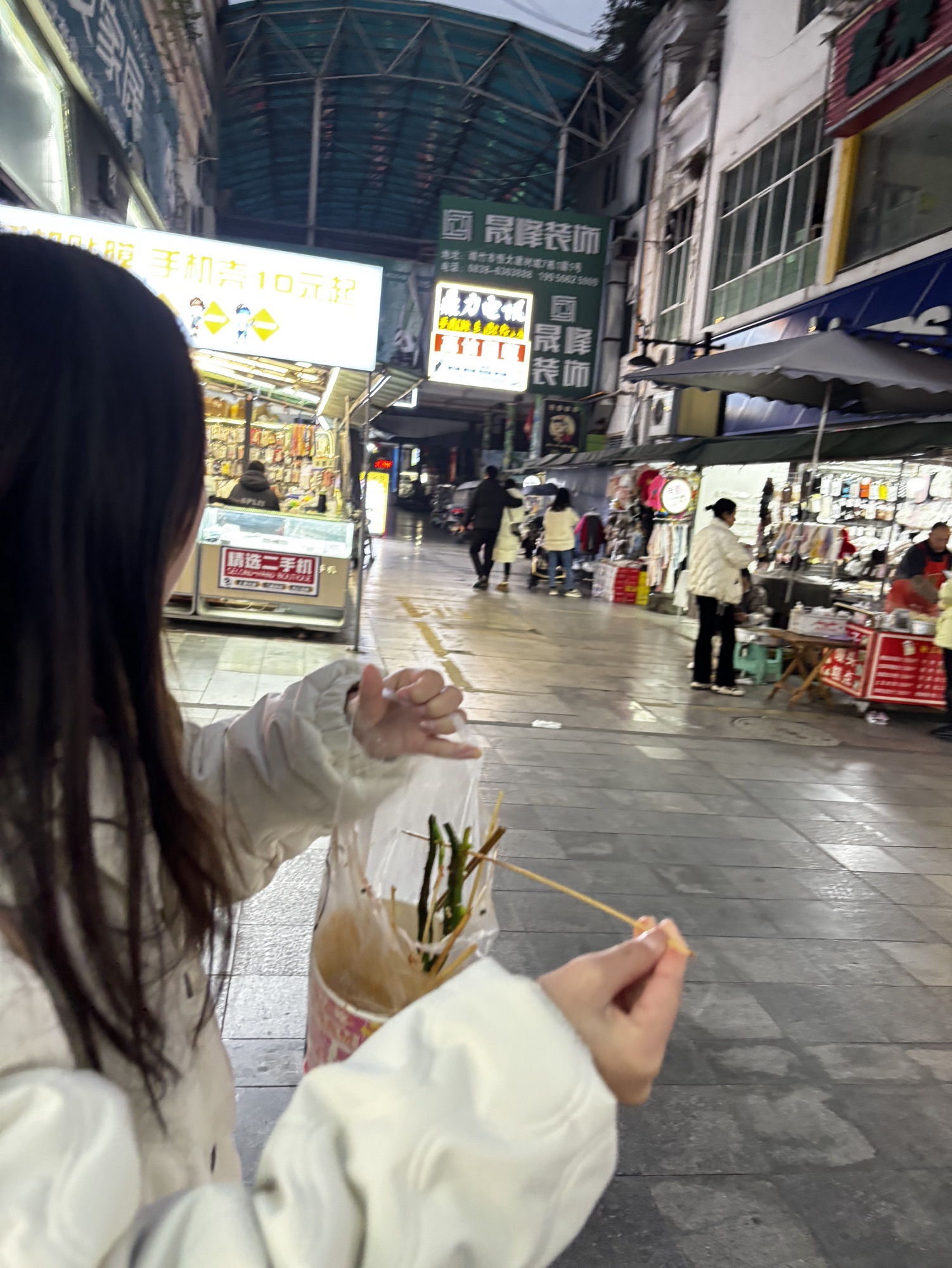 绵竹广场旅行图片 3