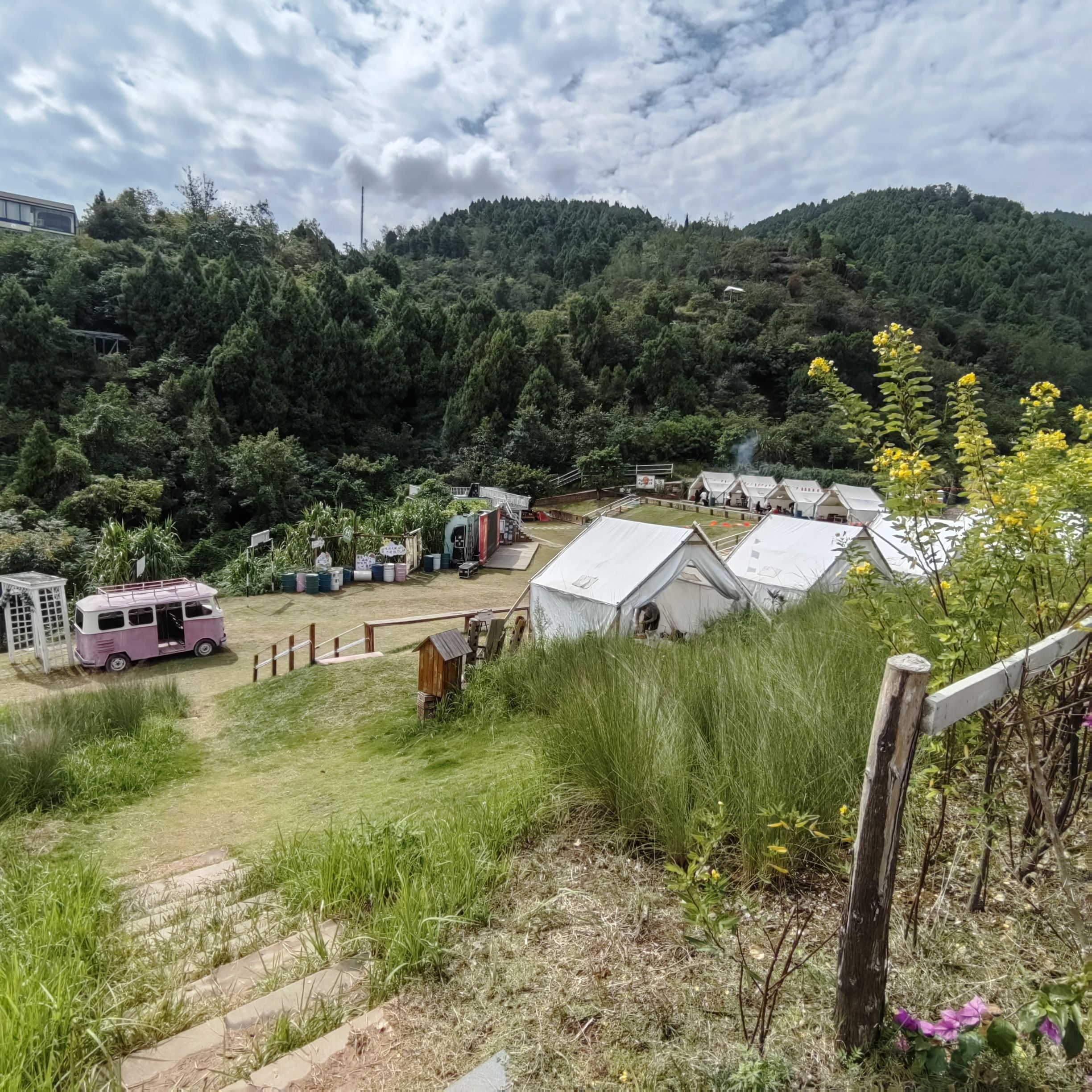 绵竹广场旅行图片 2