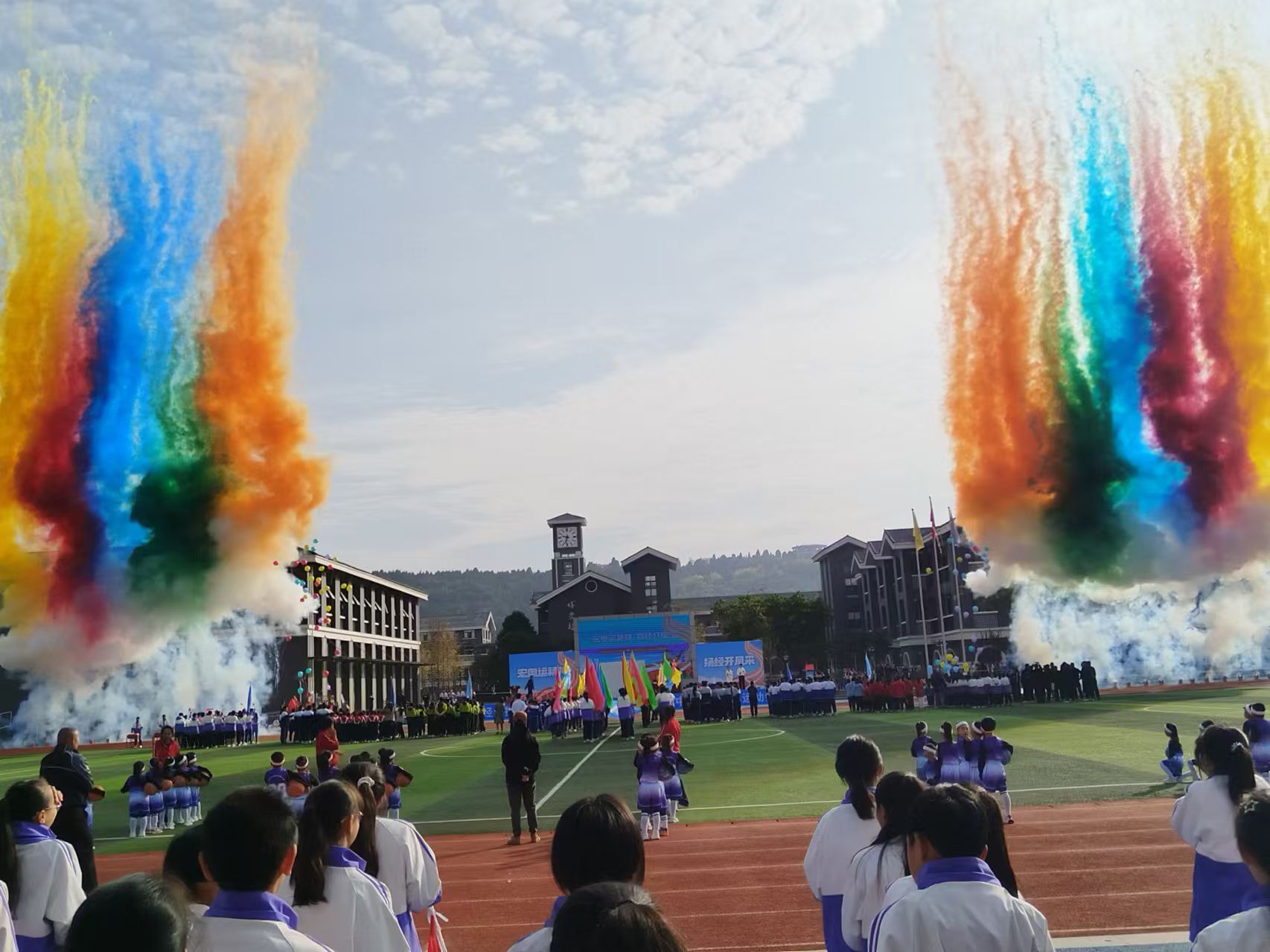 德阳市金沙江路学校