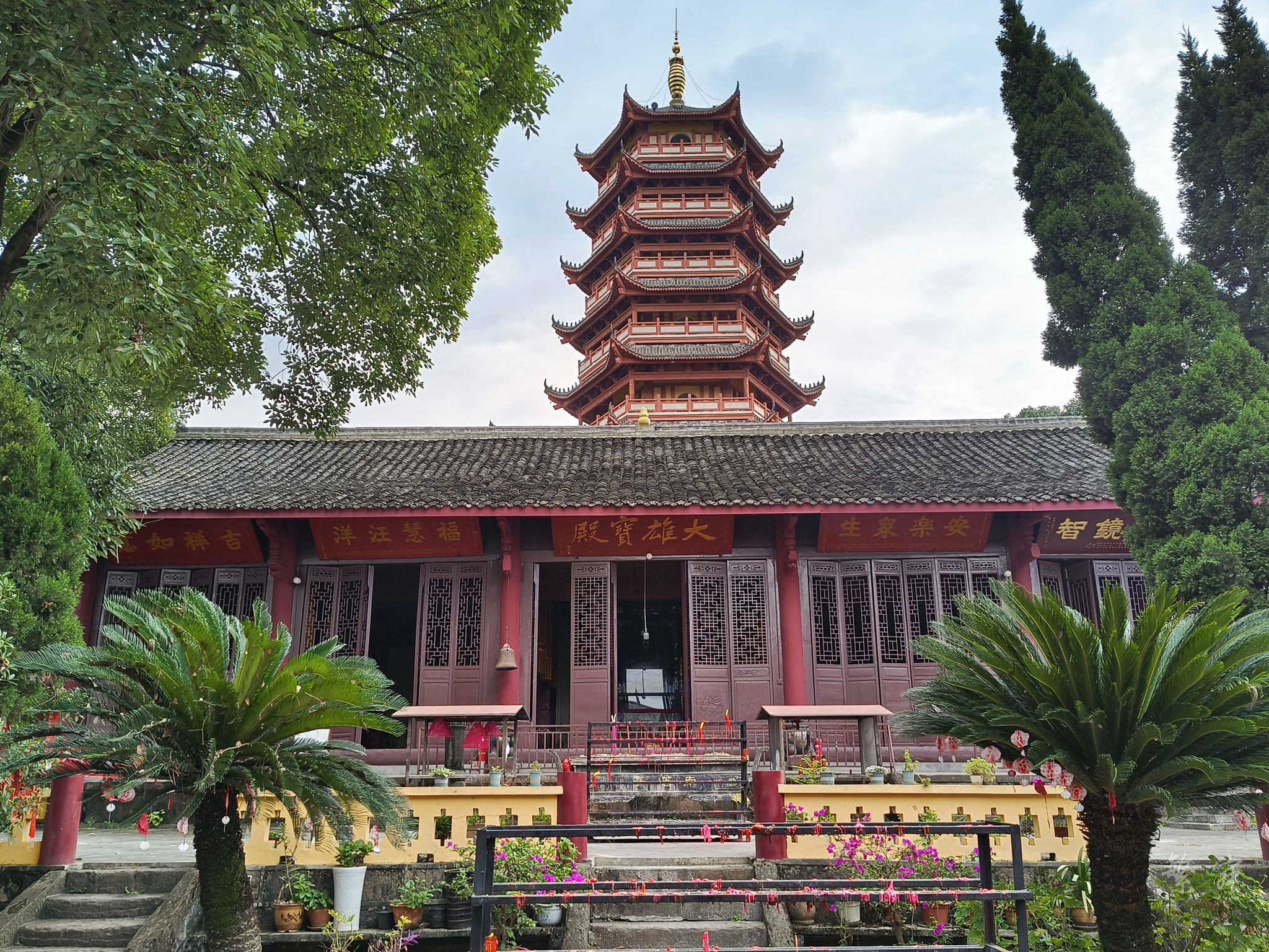 南塔寺实景照片
