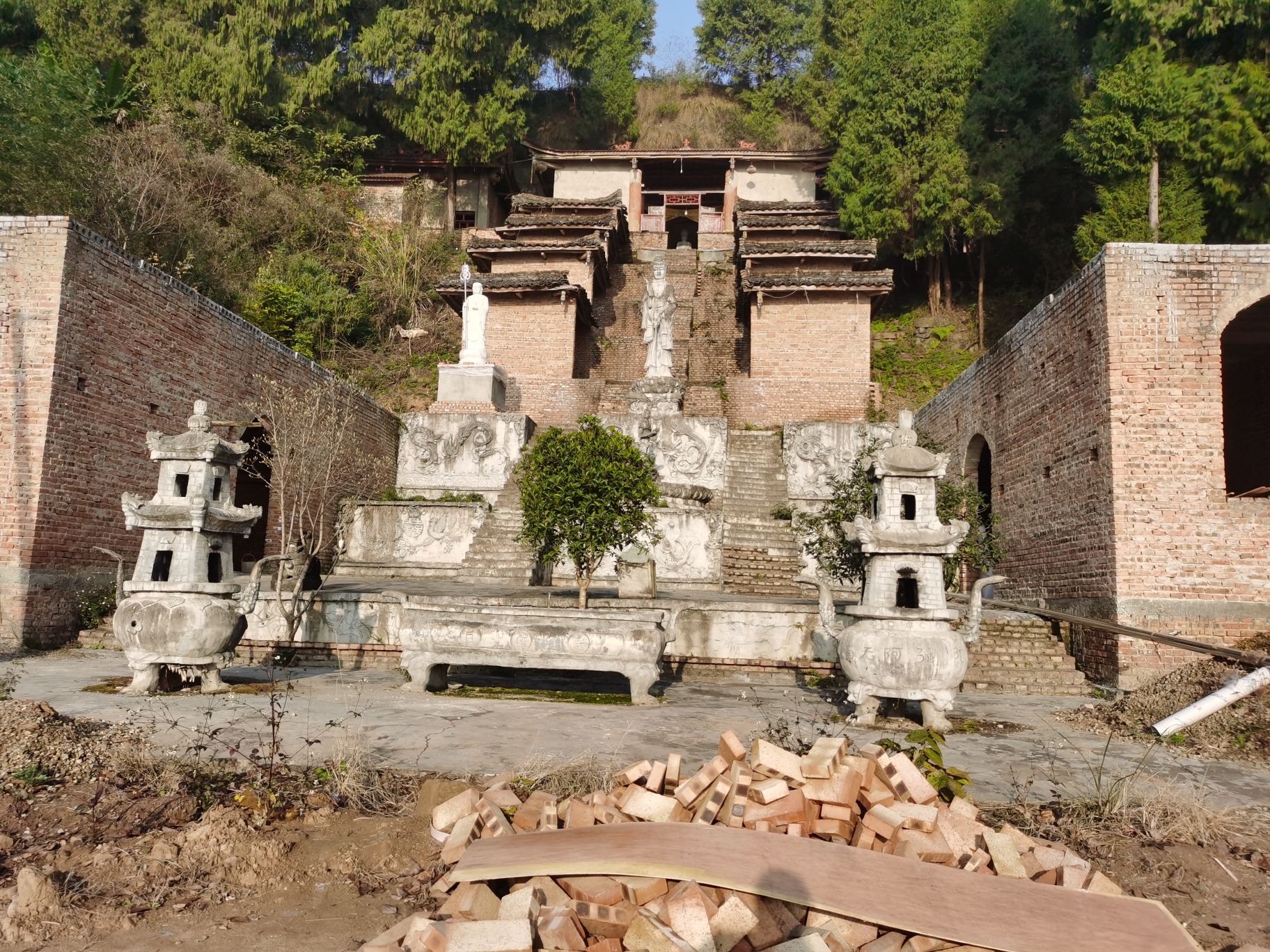柏垭寺实景照片