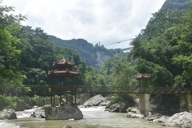南江大峡谷景区旅行图片 3