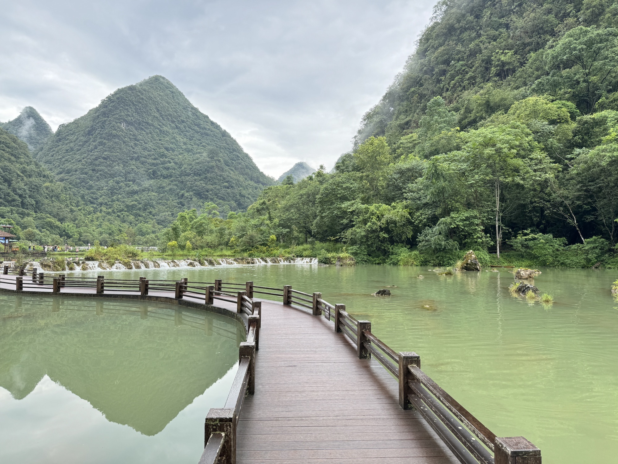 小七孔景区-卧龙潭