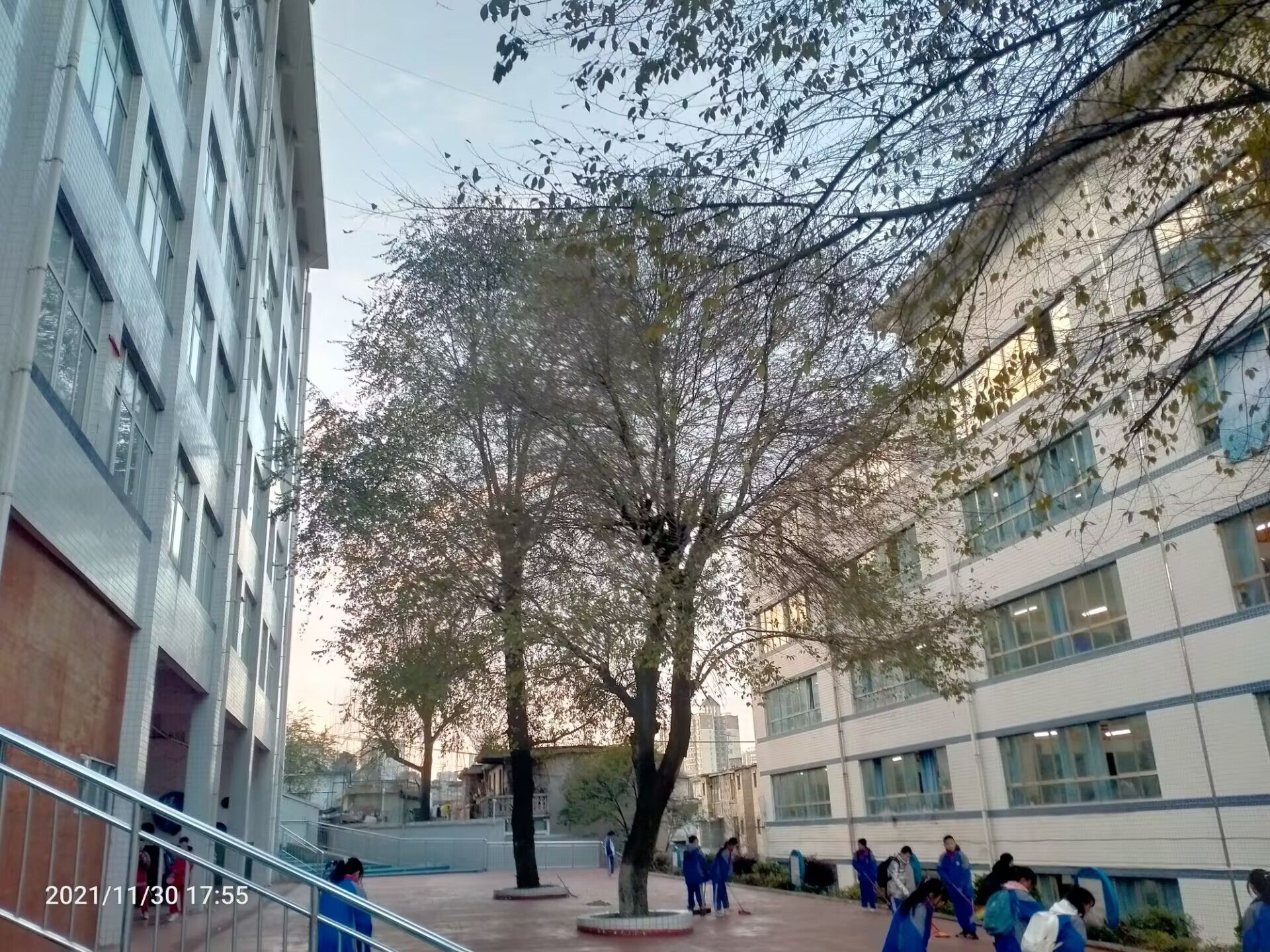 六盘水市第一中学