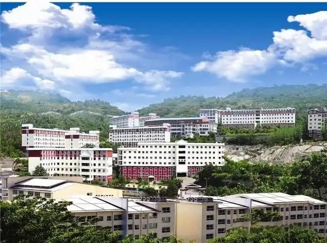 (施达)黔西南州赛文学校