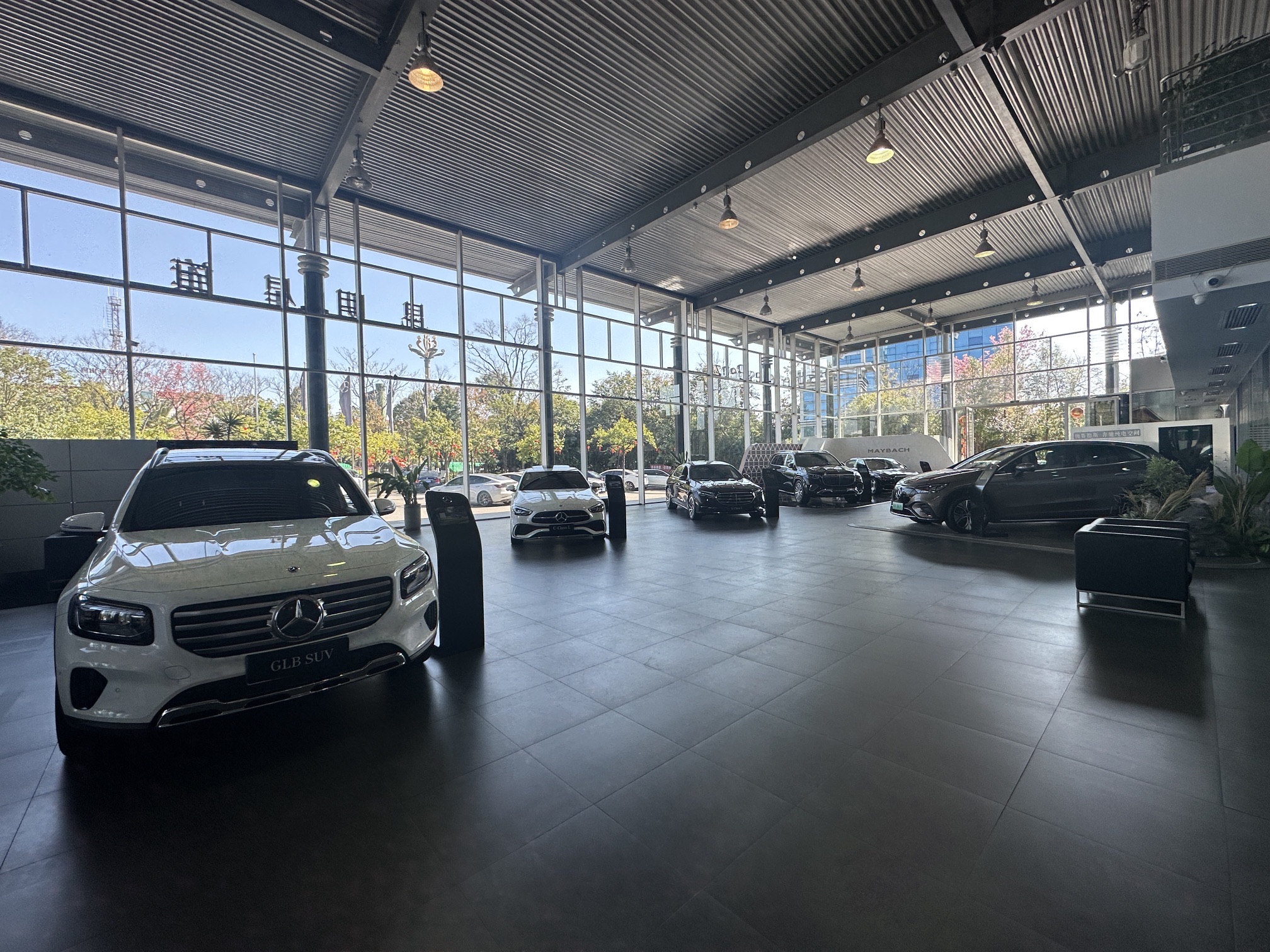 昆明星旗汽车有限公司