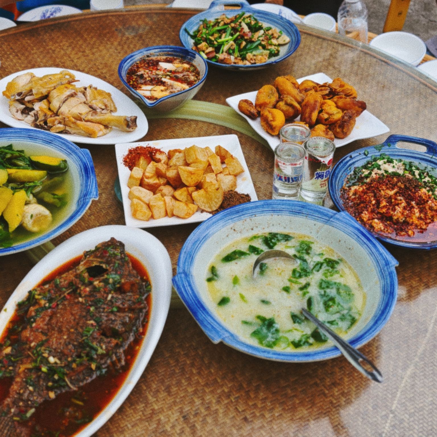 红河哈尼饭庄