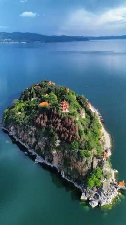 江川抚仙湖孤山风景区