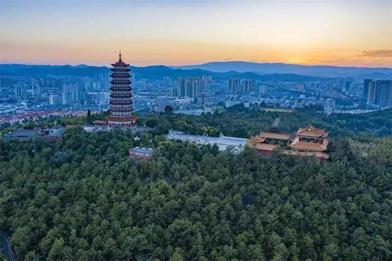 楚雄市