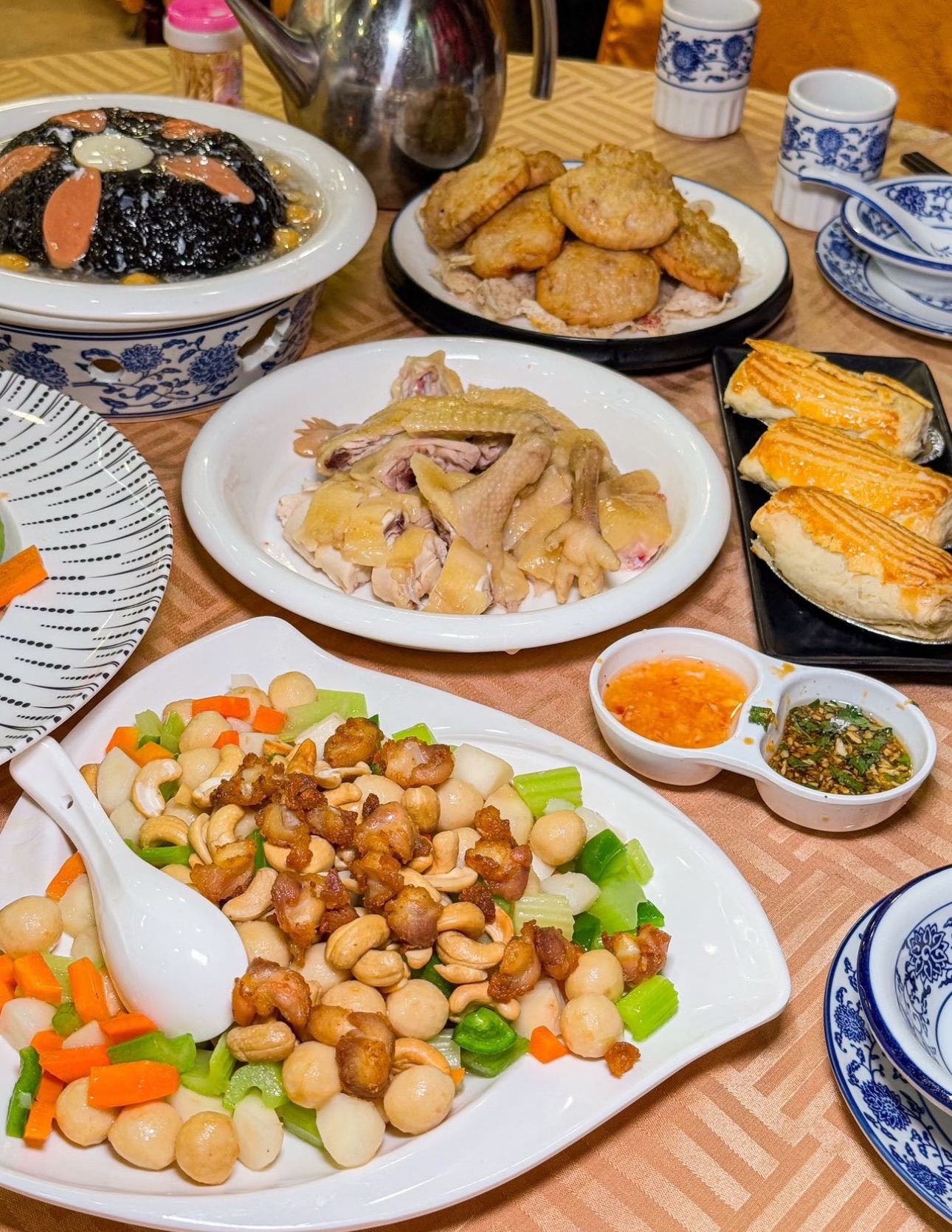 琼菜坊(华侨店)