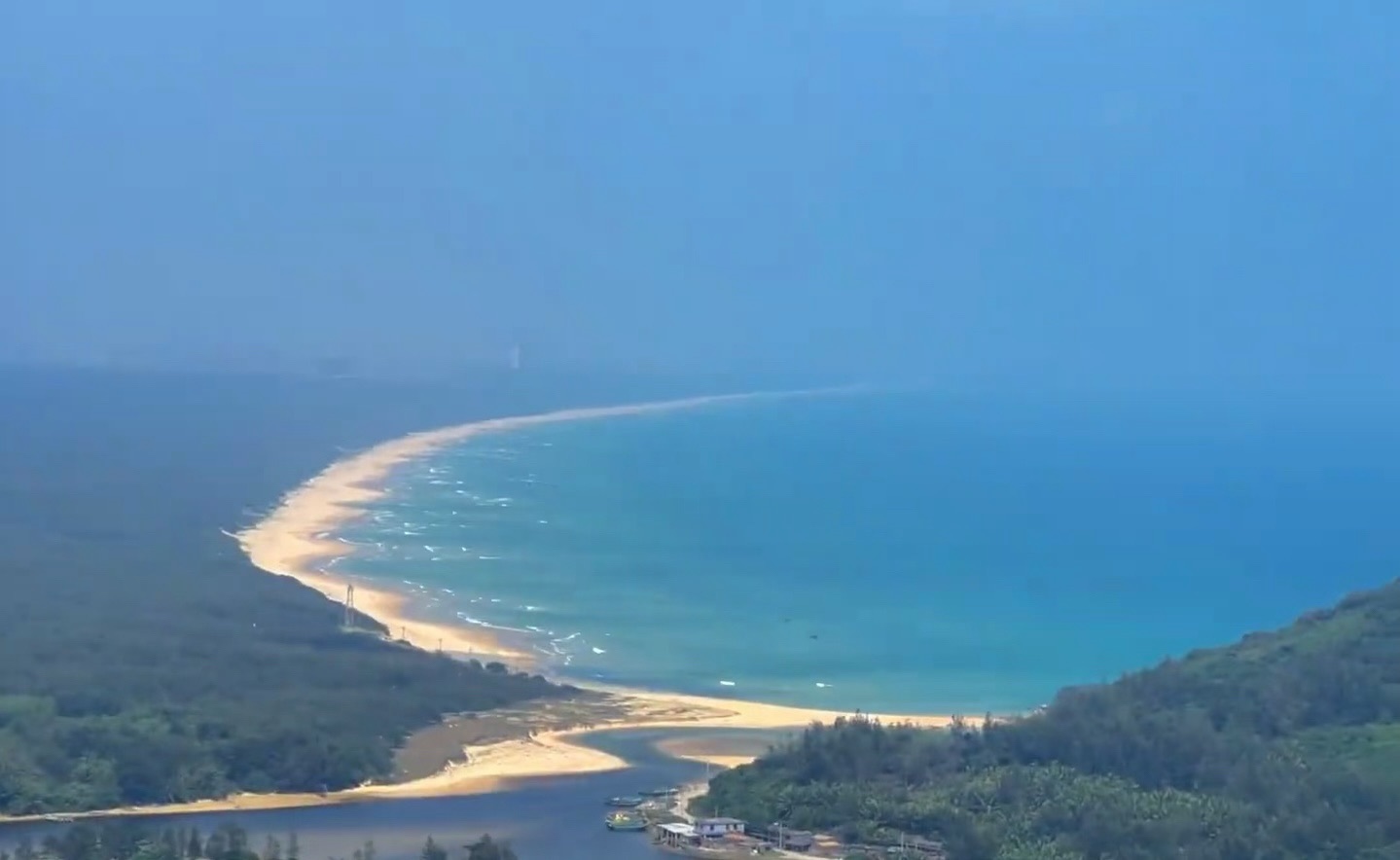 月牙湾旅行图片 3