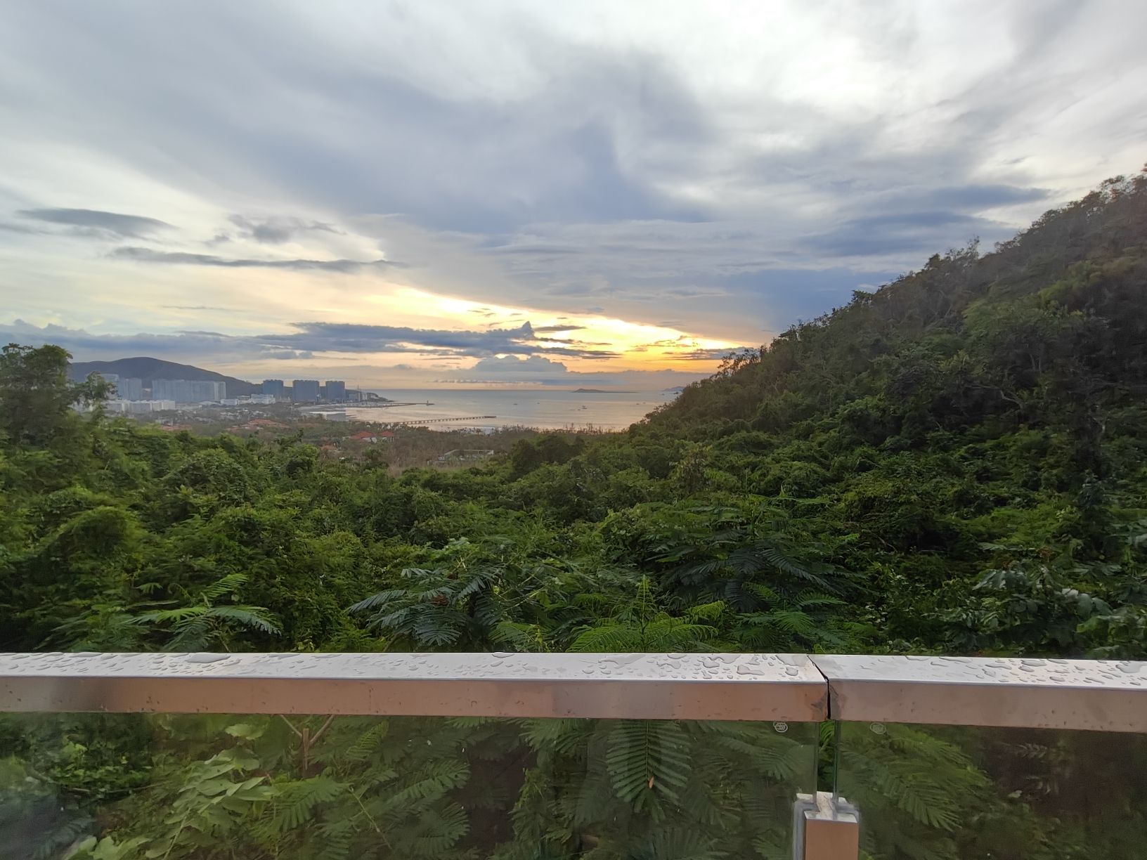 鹿回头风景区旅行图片 3