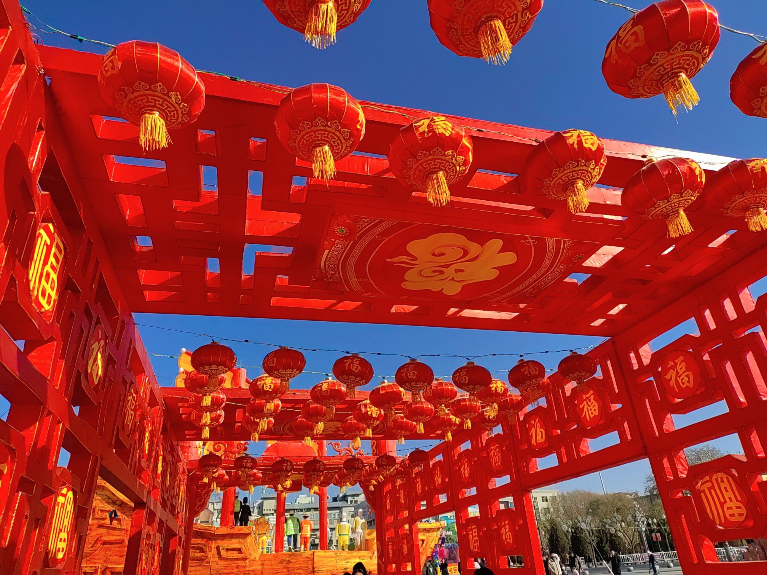 中心广场(县府街)景点图片
