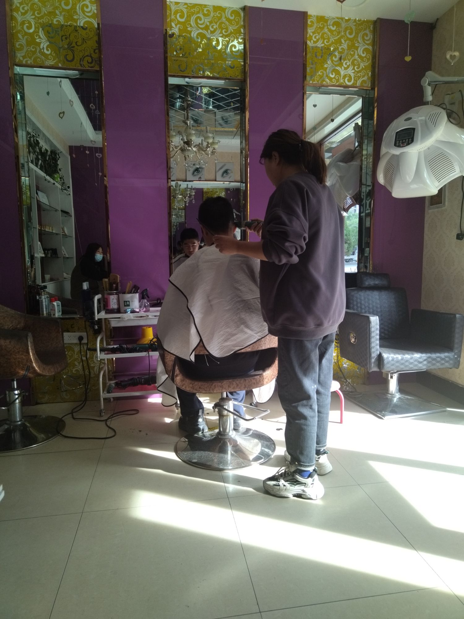 馨雅美容美发(宝泉东路店)