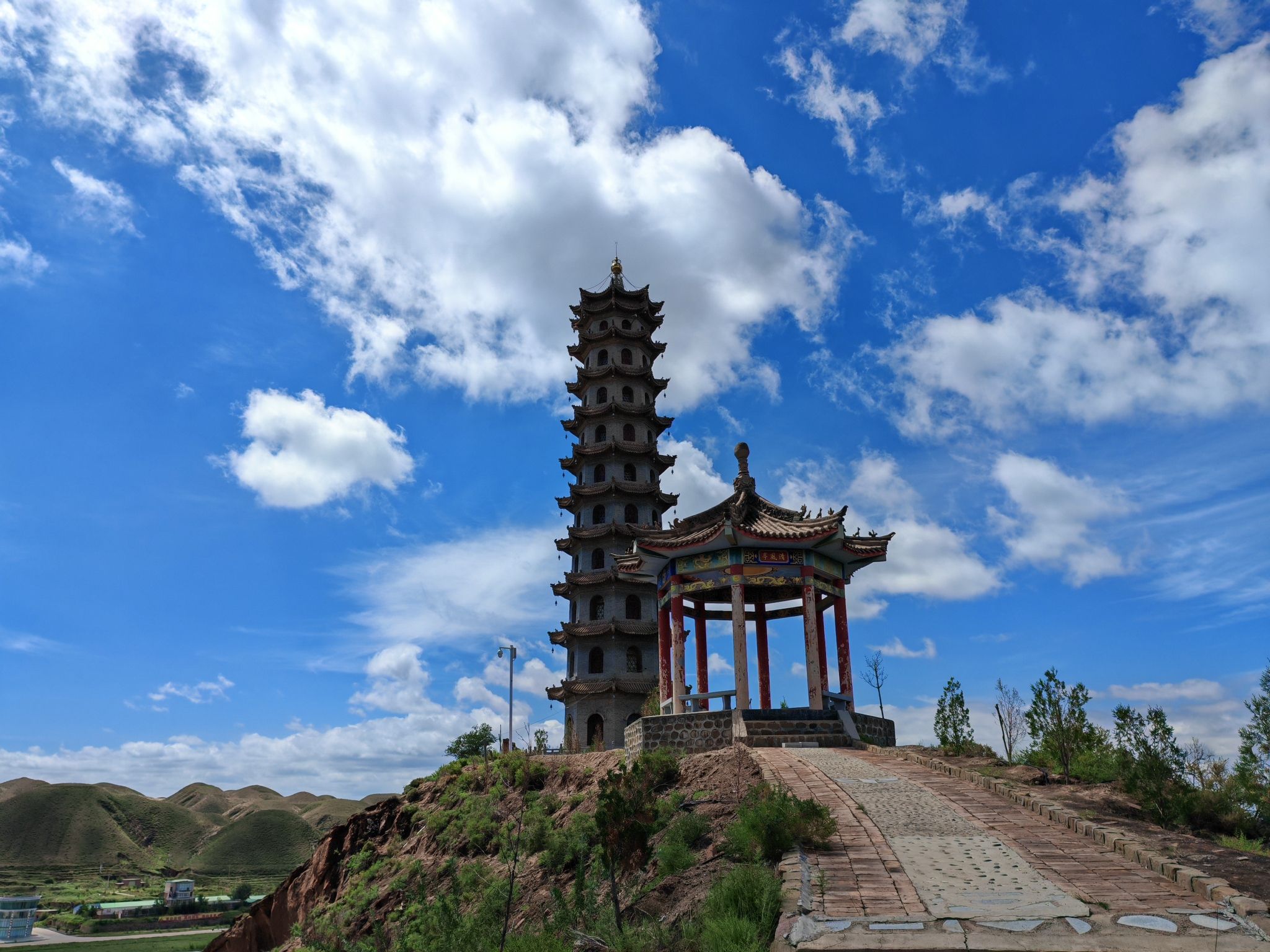 红山寺实景照片