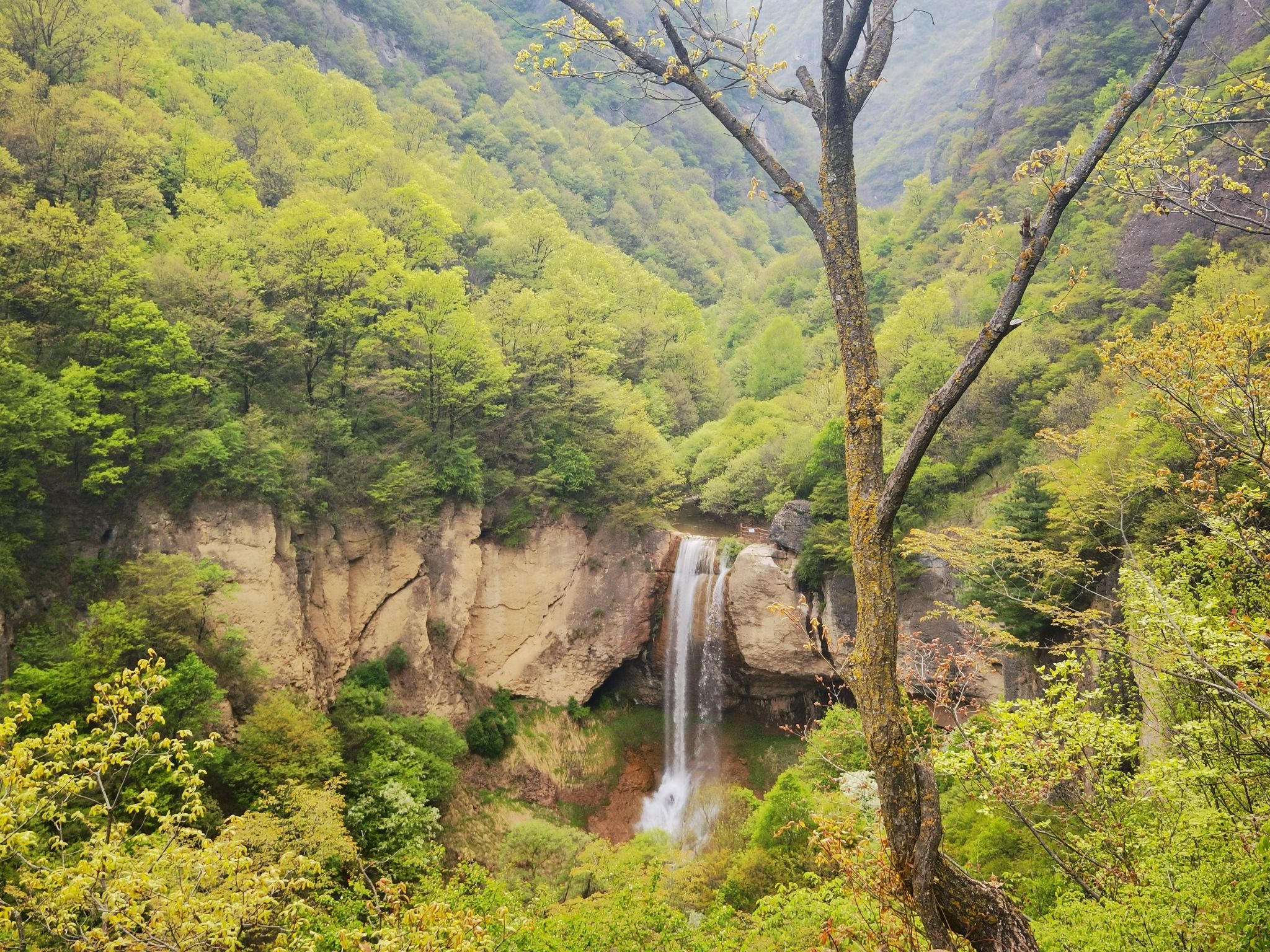 胭脂峡