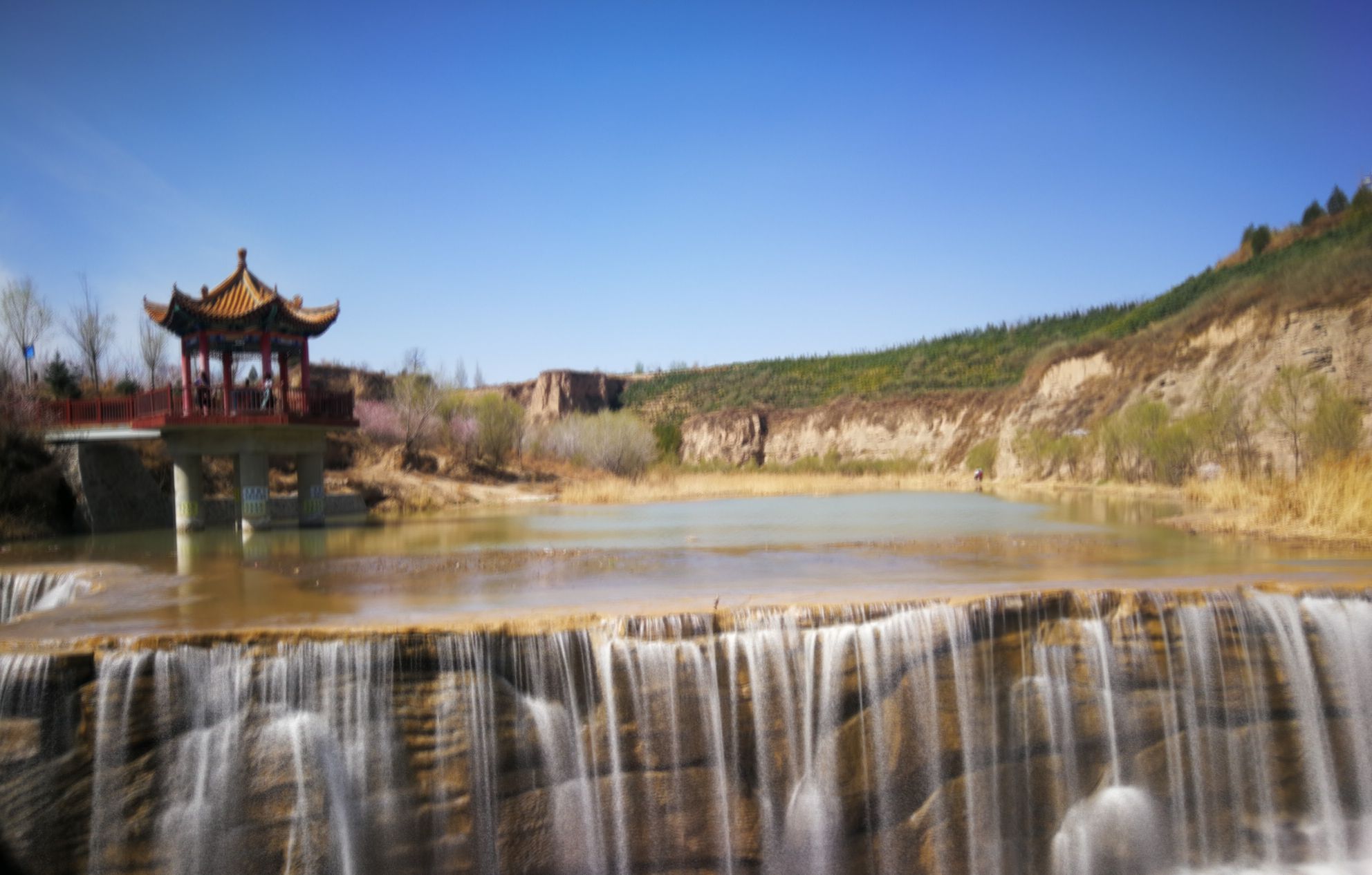 彭阳县茹河瀑布风景区