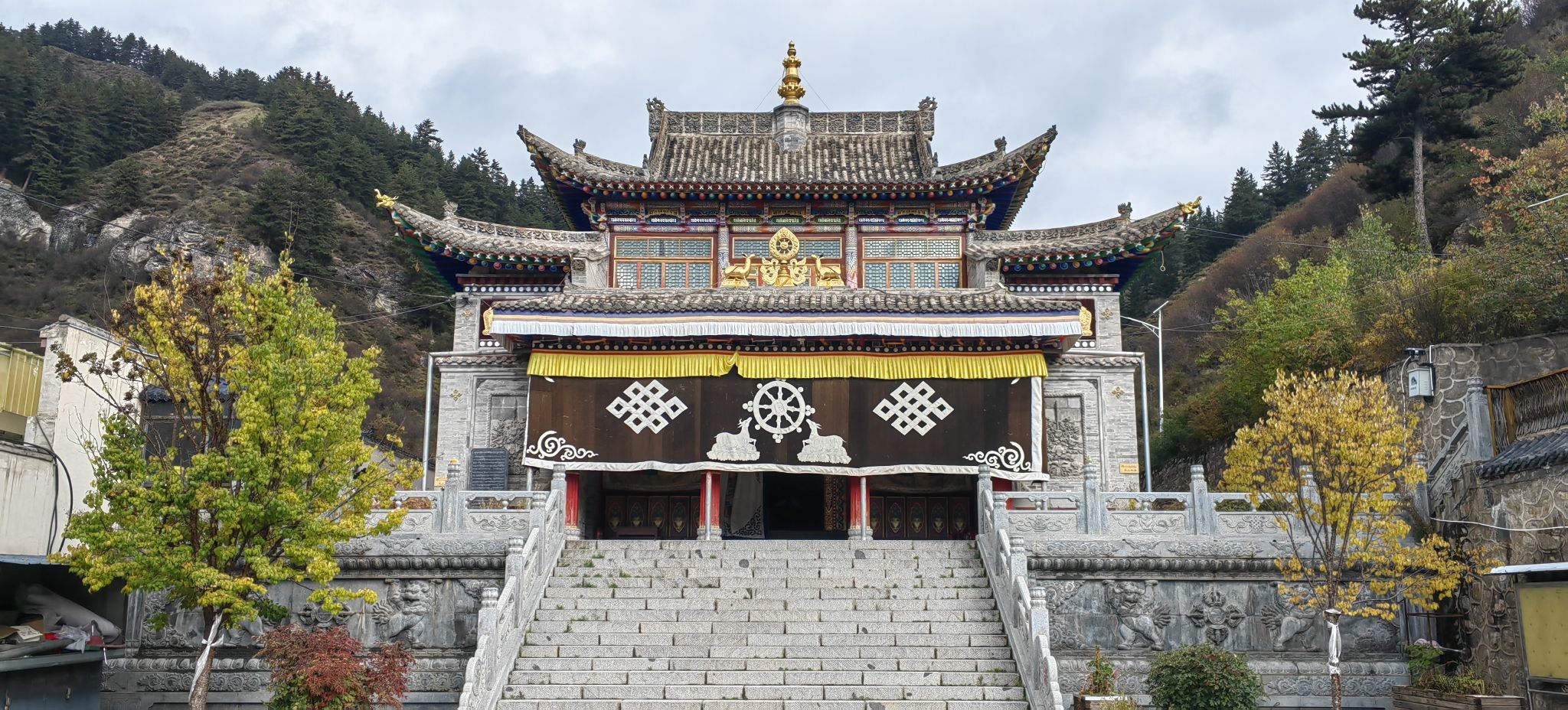 扎龙寺实景照片