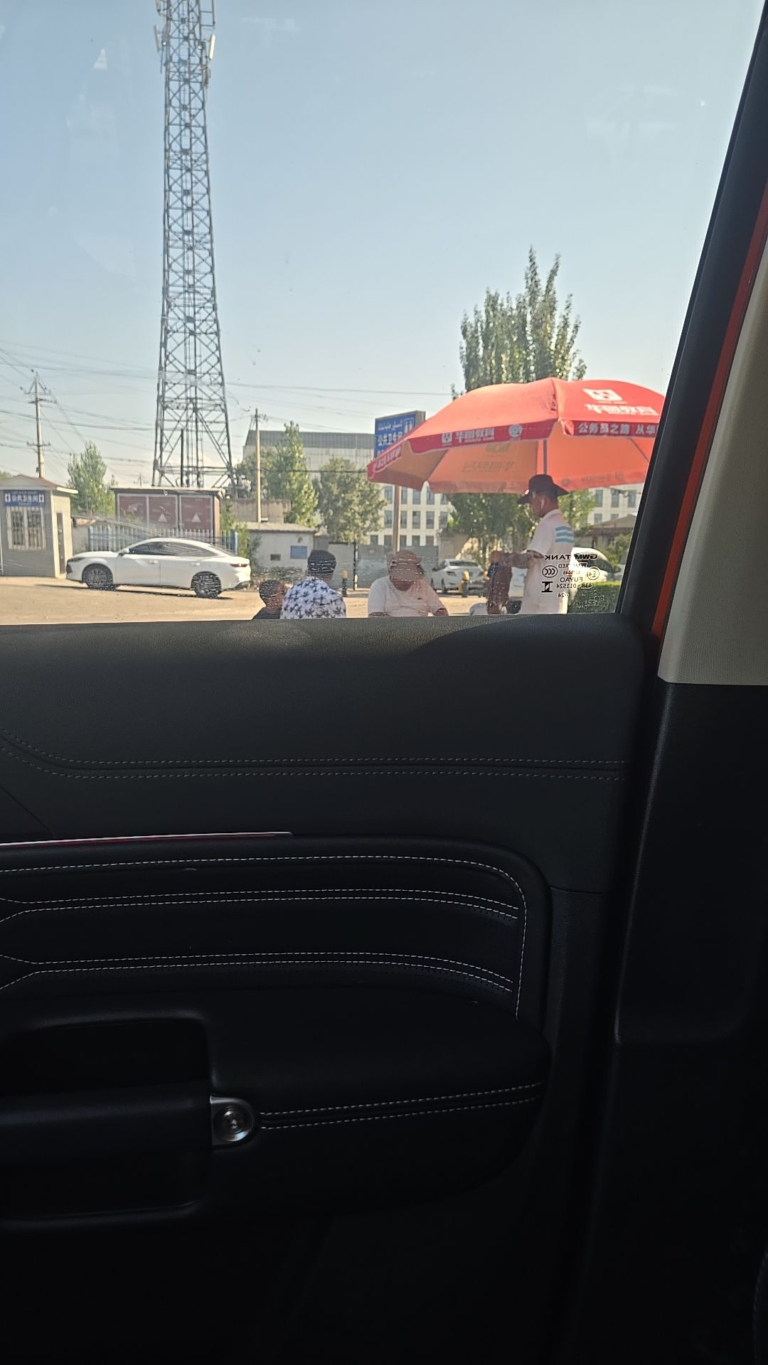 伊宁市海昌加油加气站 - 解放路街道便民圈栖邻生活圈汽车服务服务点实景照片