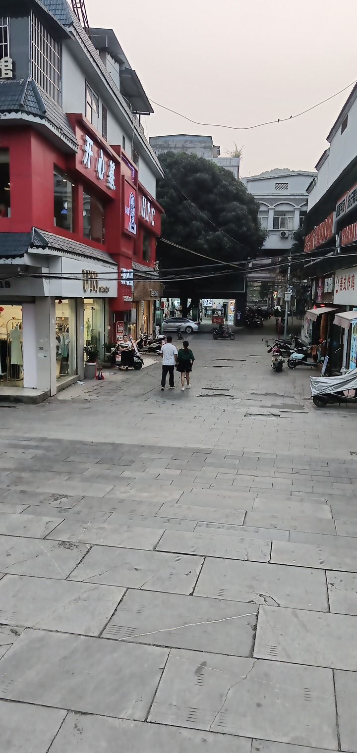 祥和广场旅行图片 3