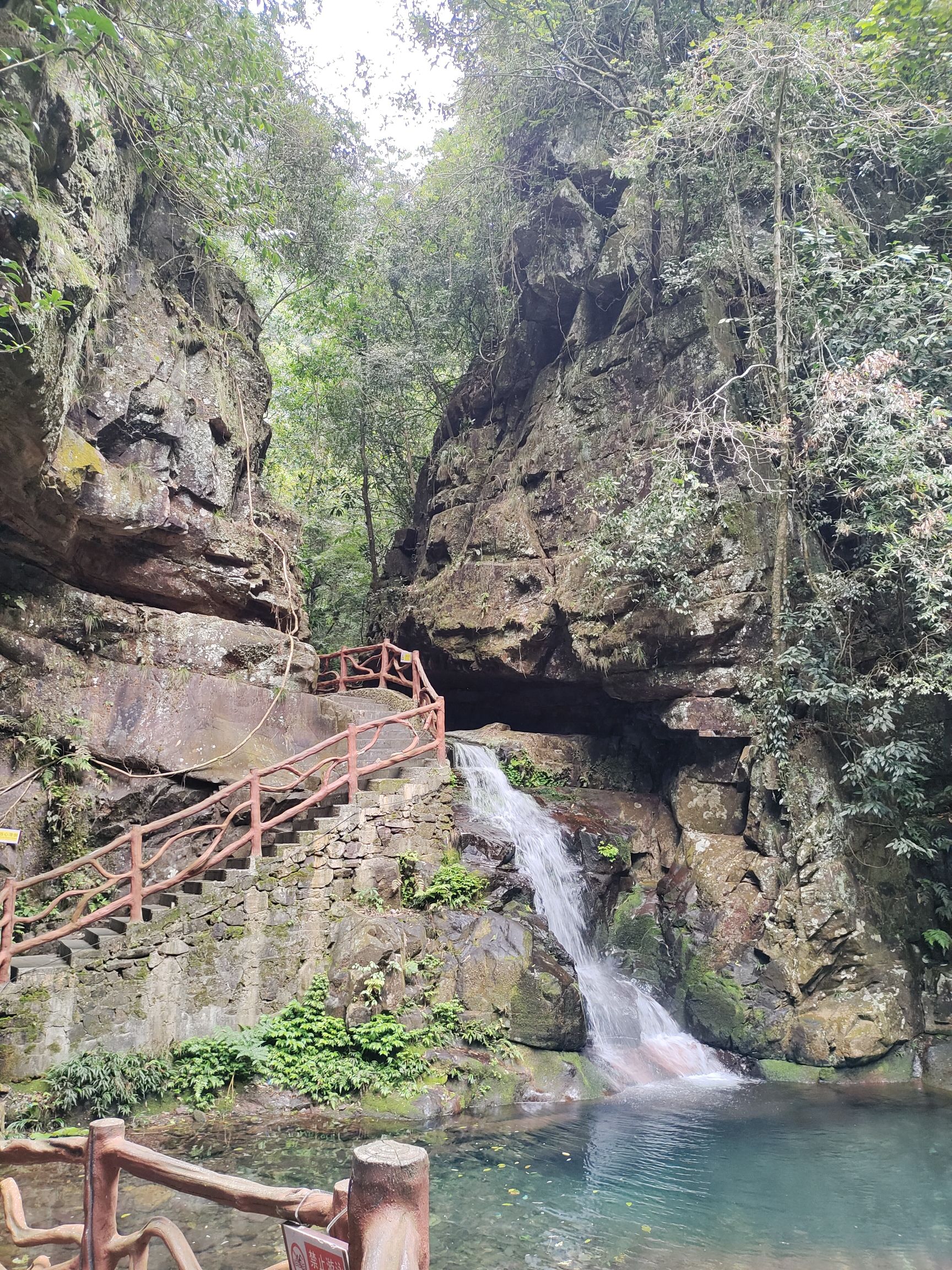 武宣县百崖大峡谷景区旅行图片 3
