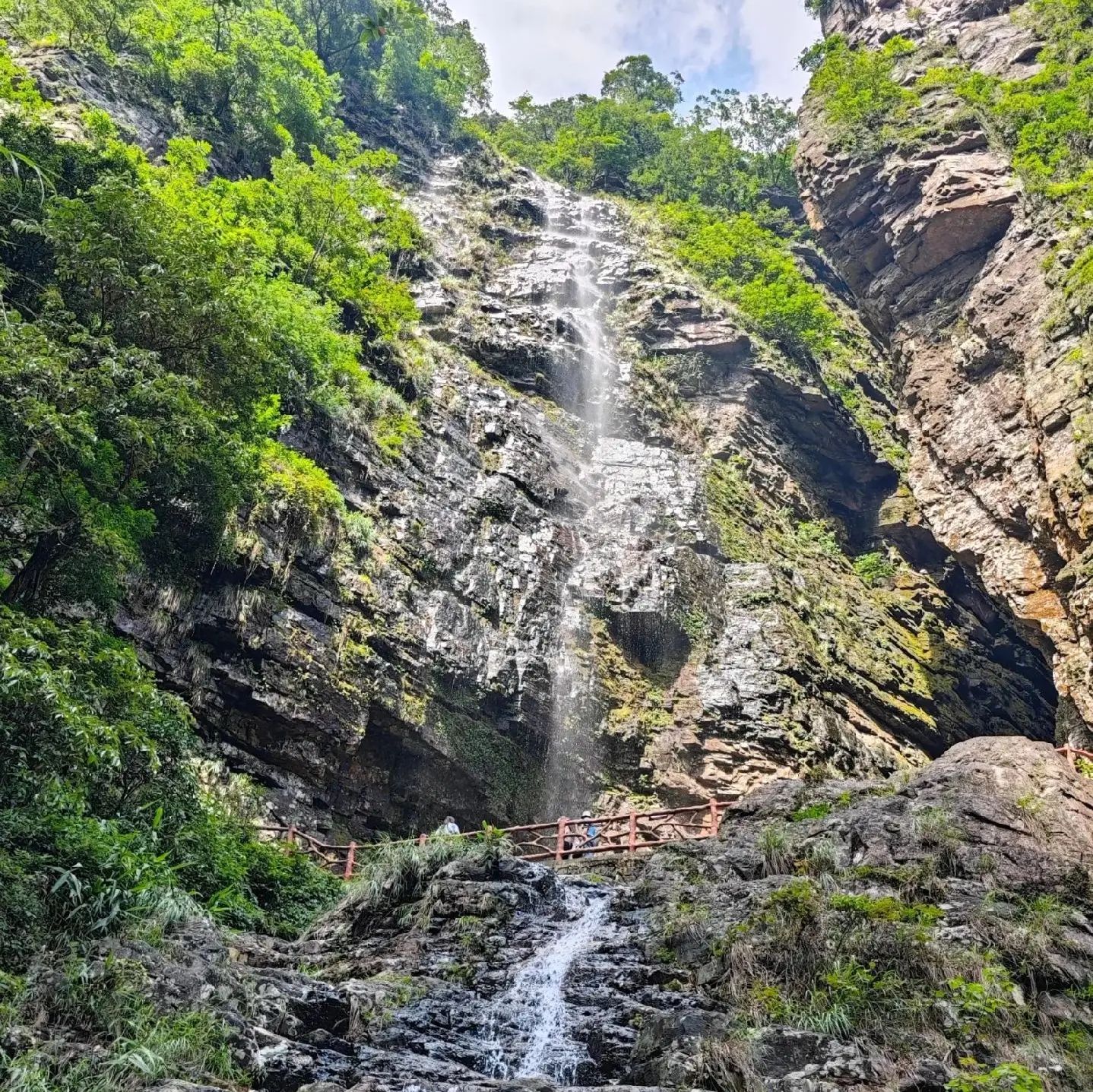 武宣县百崖大峡谷景区旅行图片 2