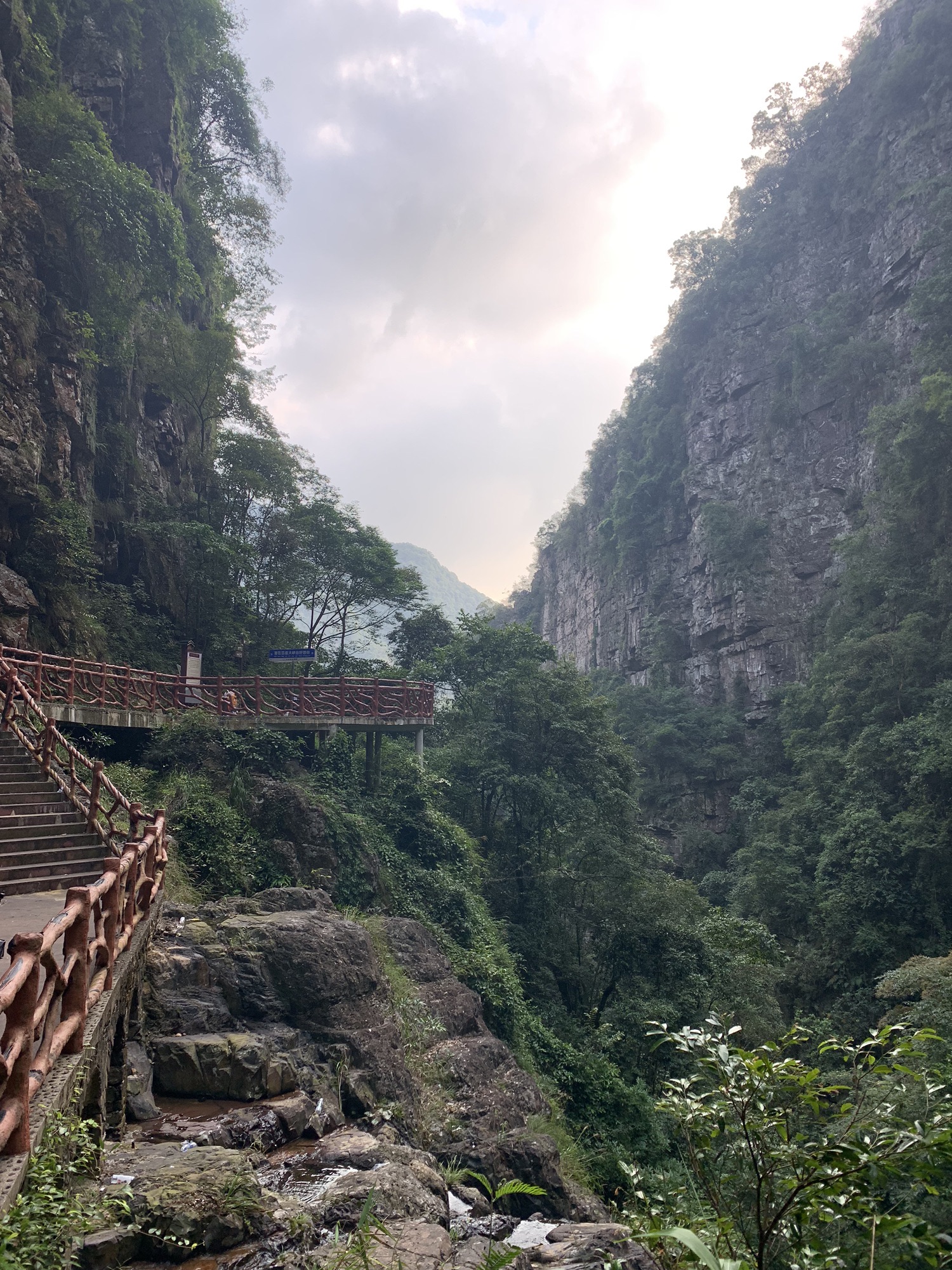 武宣县百崖大峡谷景区旅行图片 2