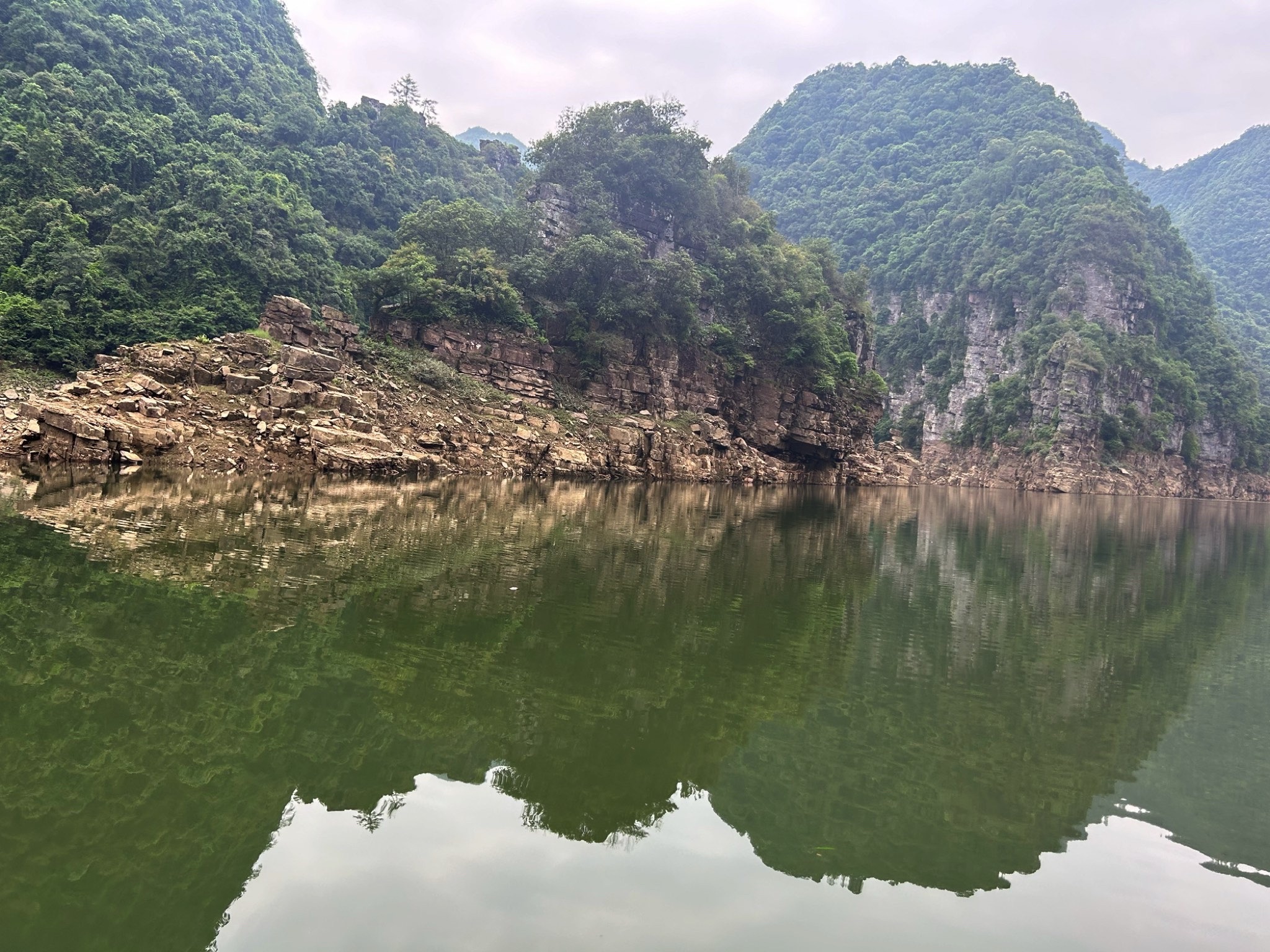 圣堂湖景区旅行图片 1