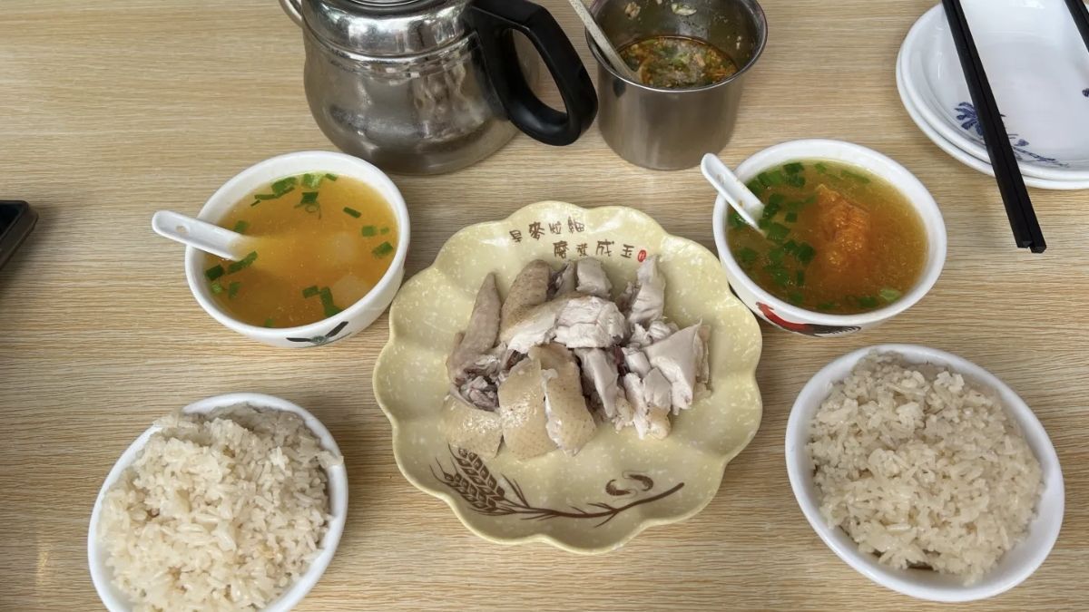 面包车鸡饭店(第一分店)
