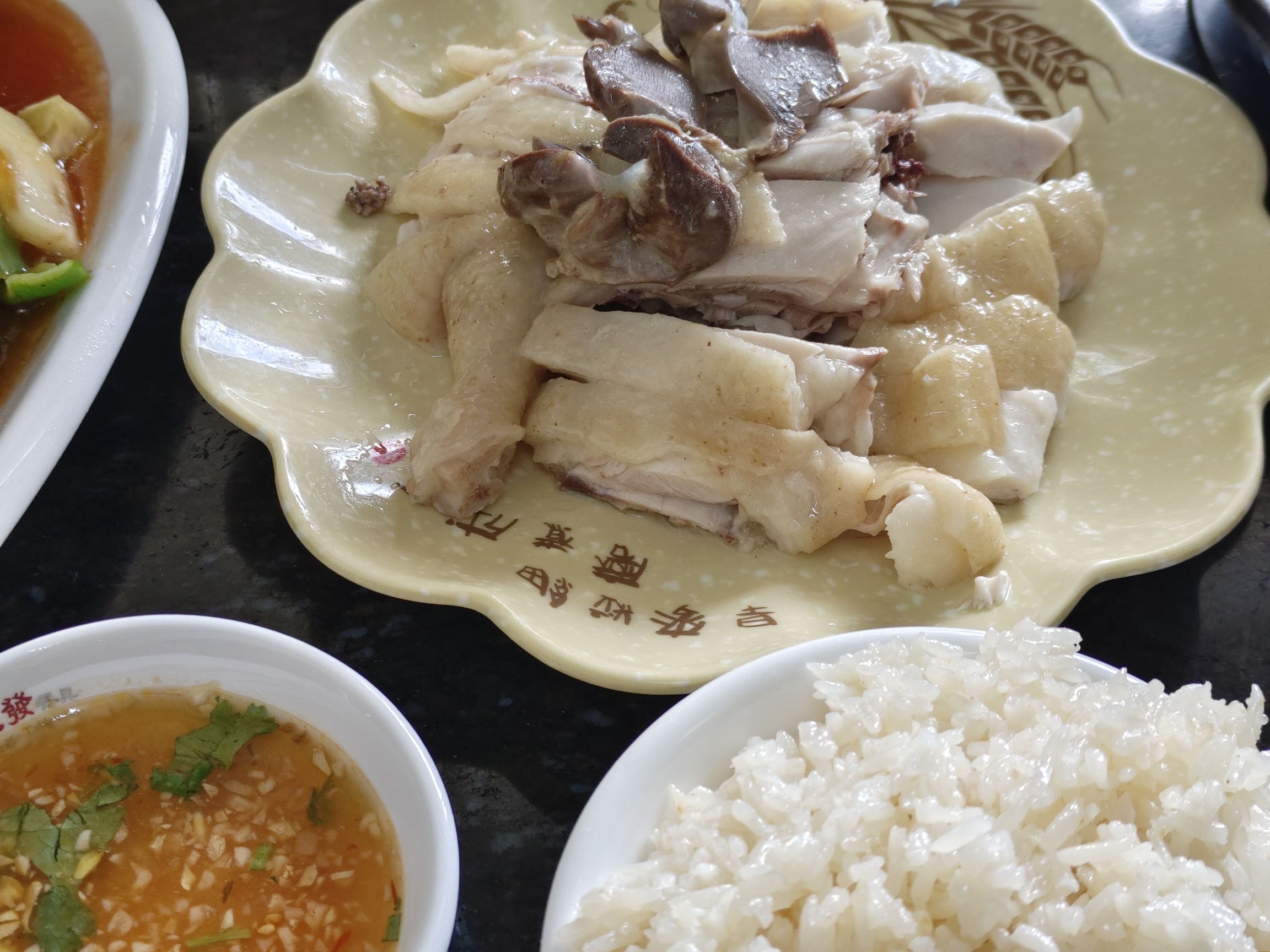 面包车鸡饭店(第一分店)