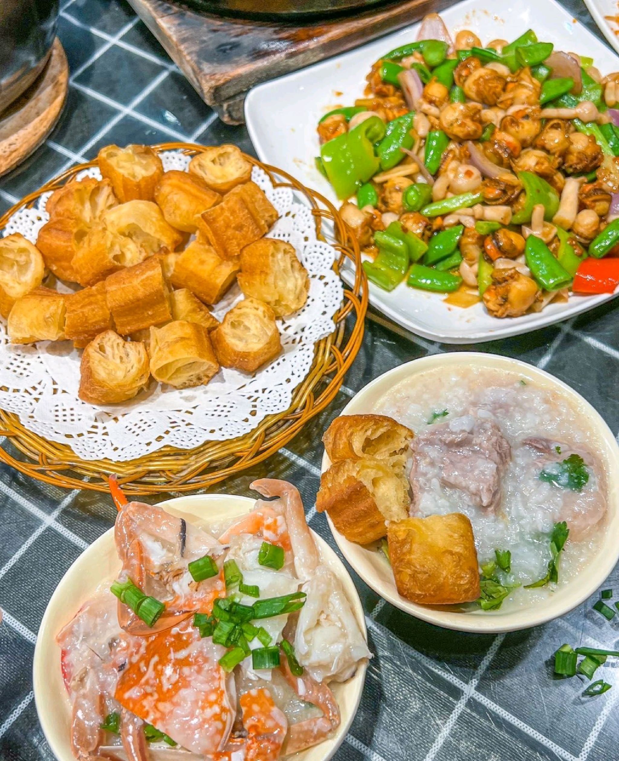 美乐粥琼菜馆