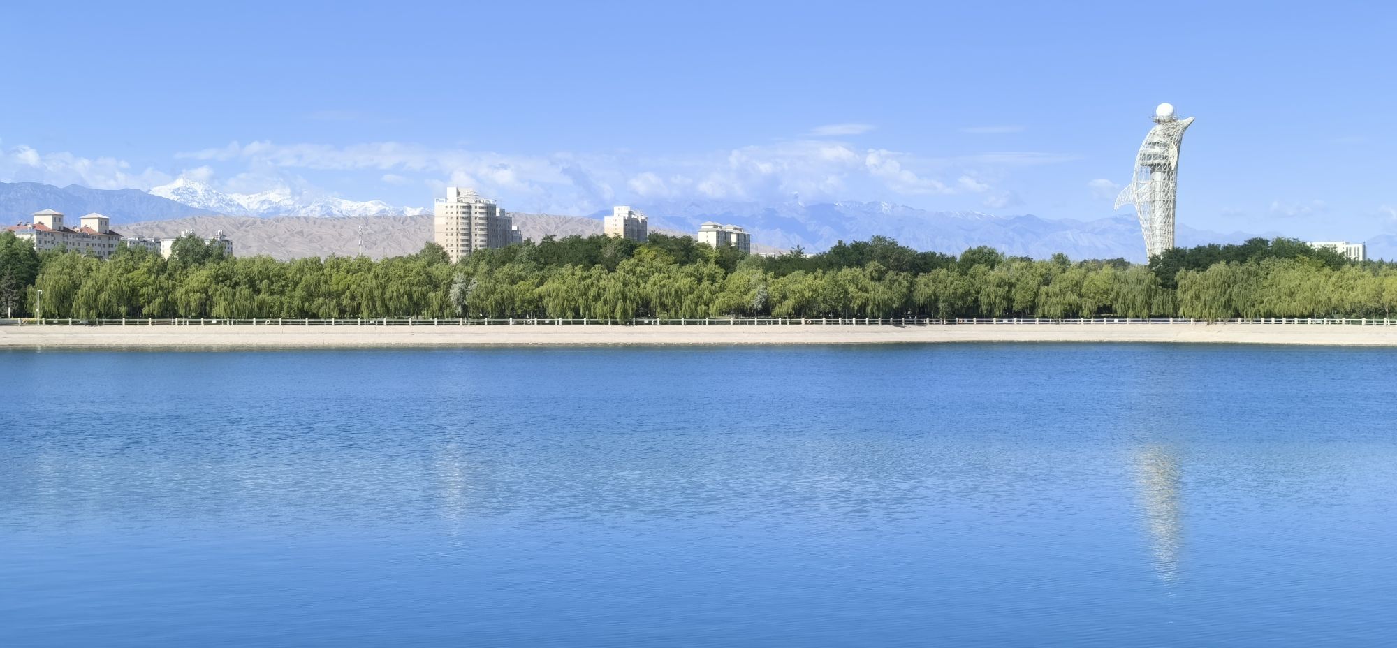 嘉峪关东湖生态旅游景区