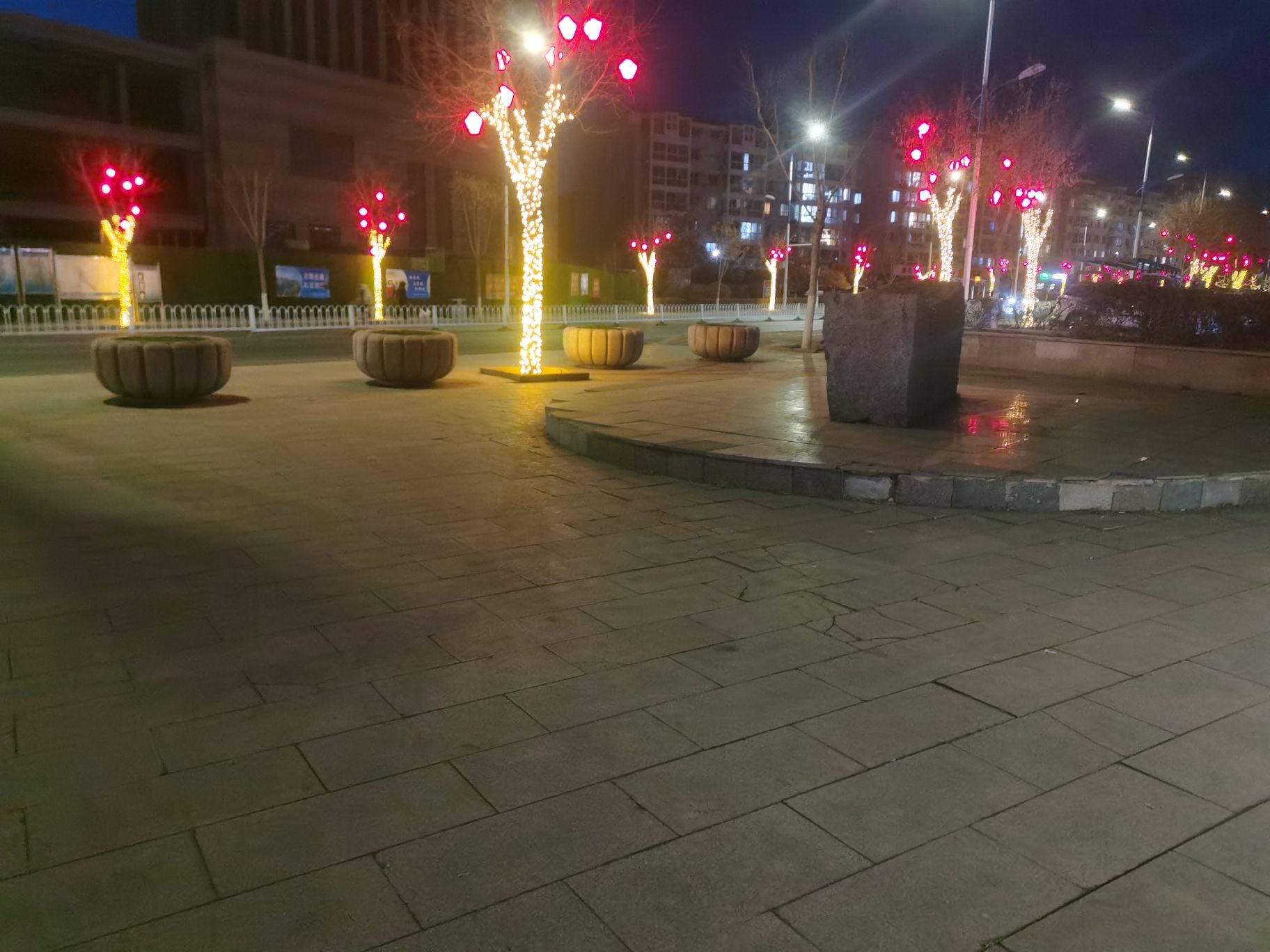 双塔山街心公园旅行图片 1