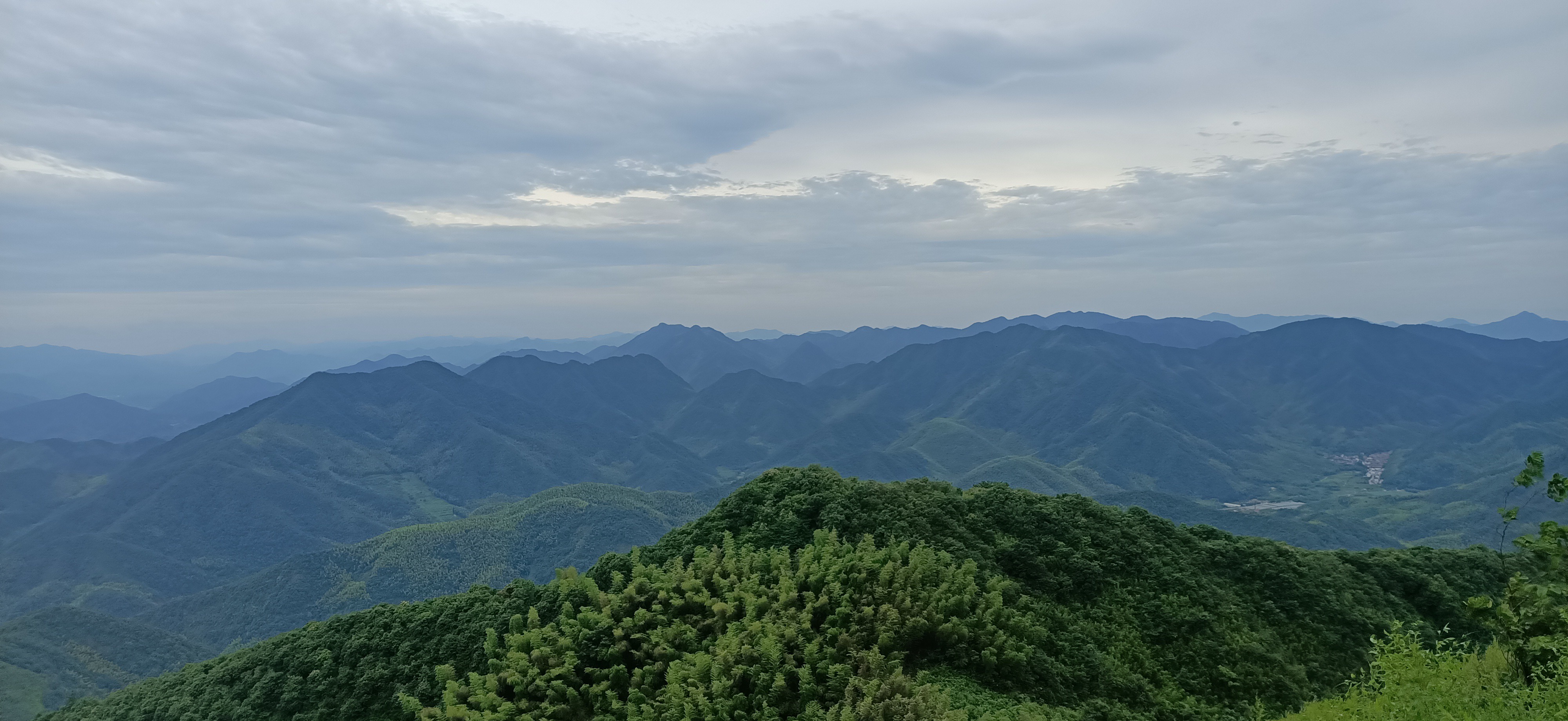 诸葛仙山