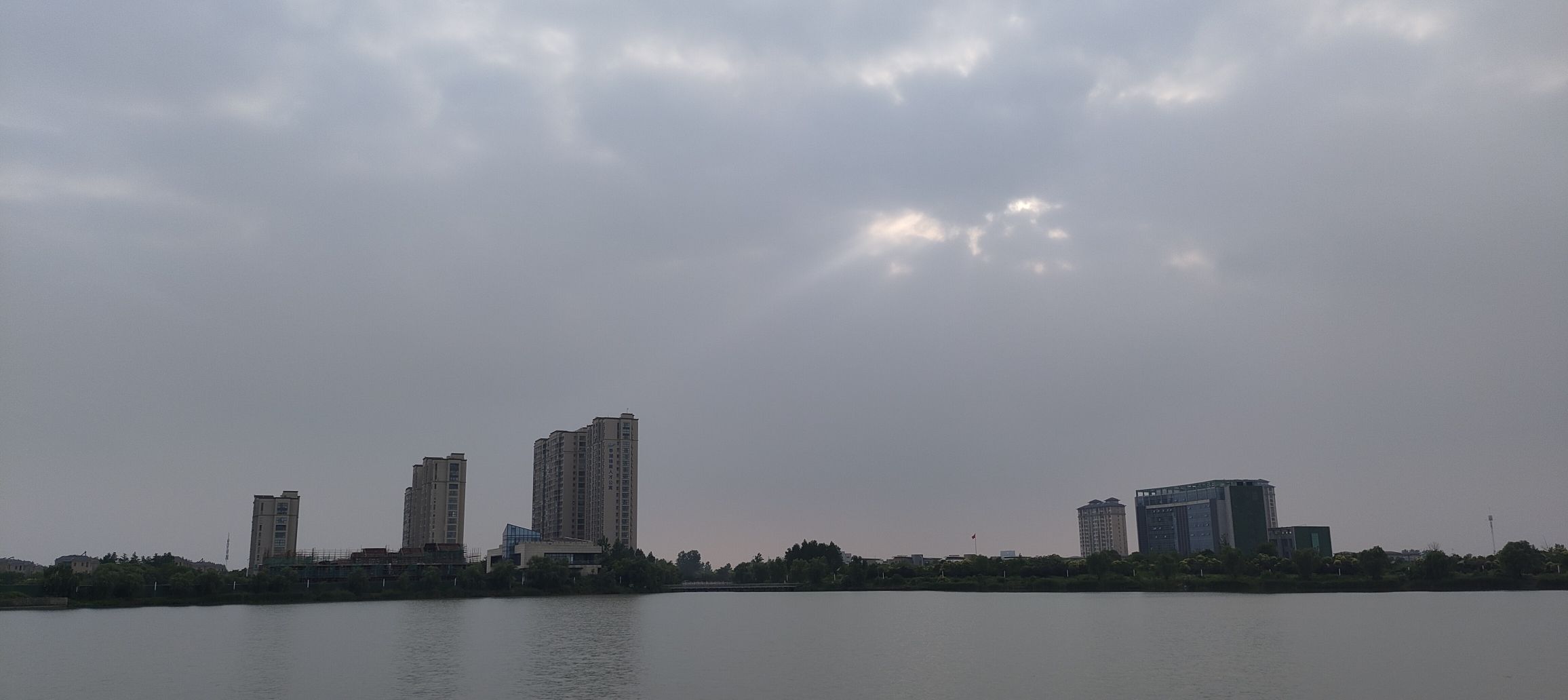 宝瓶湖旅行图片 2