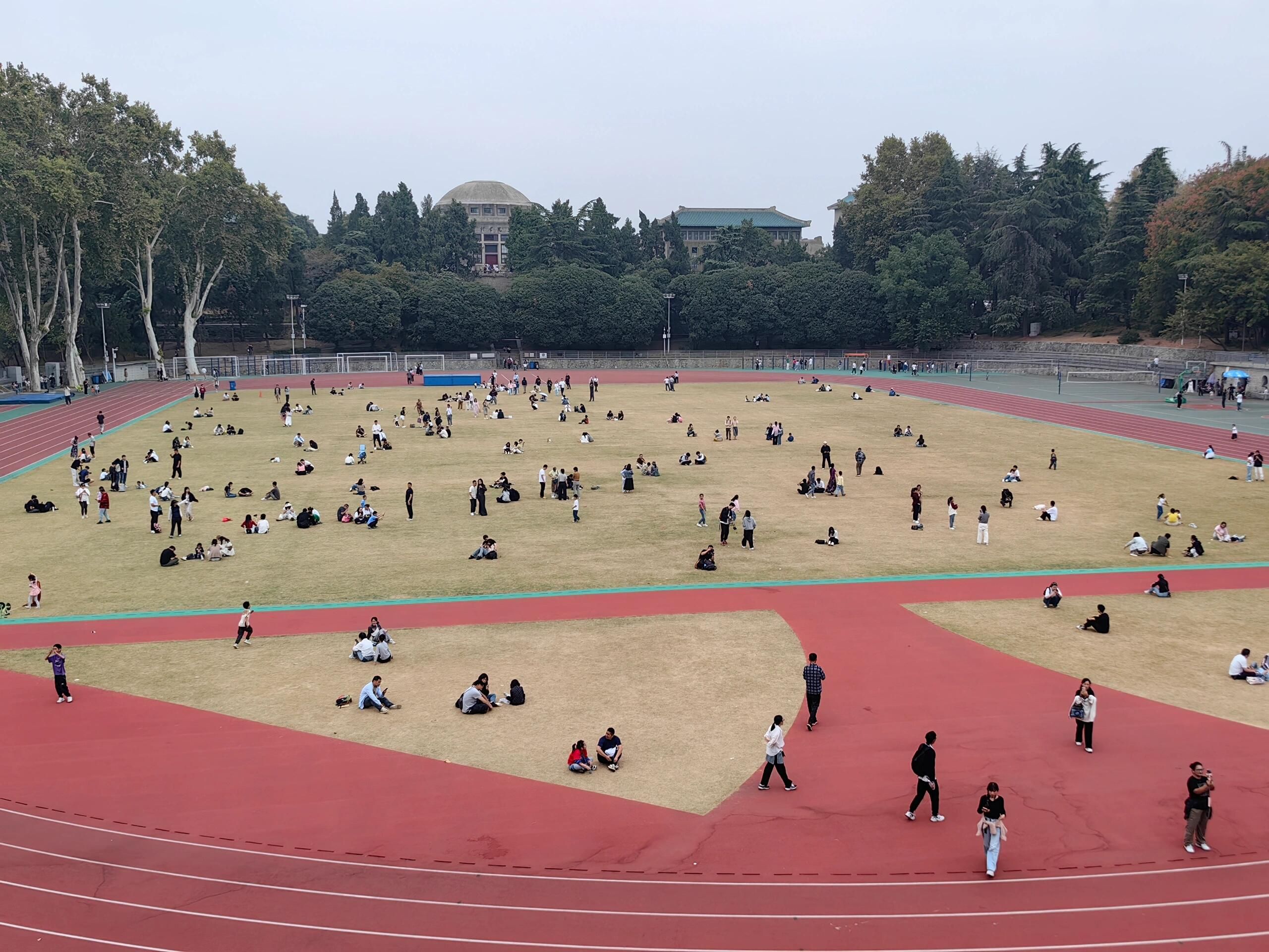 武汉大学九一二运动场