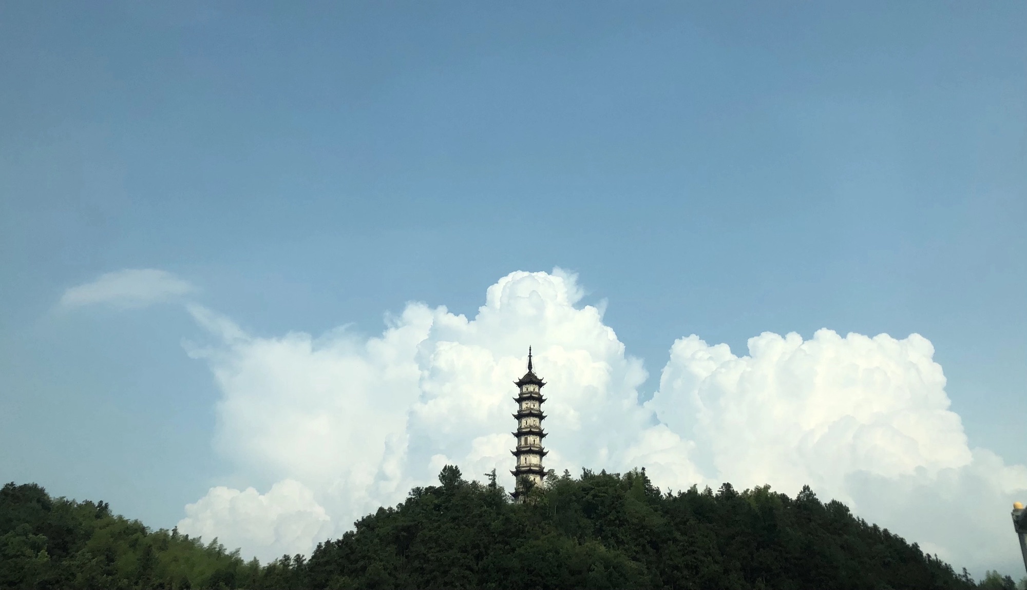 云鸿塔旅行图片 1