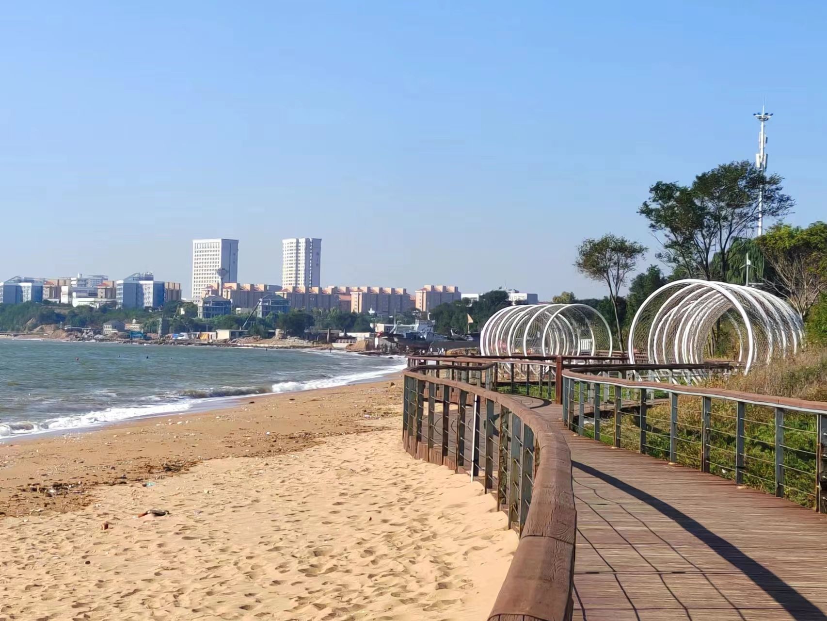 兴城比基尼广场旅行图片 3