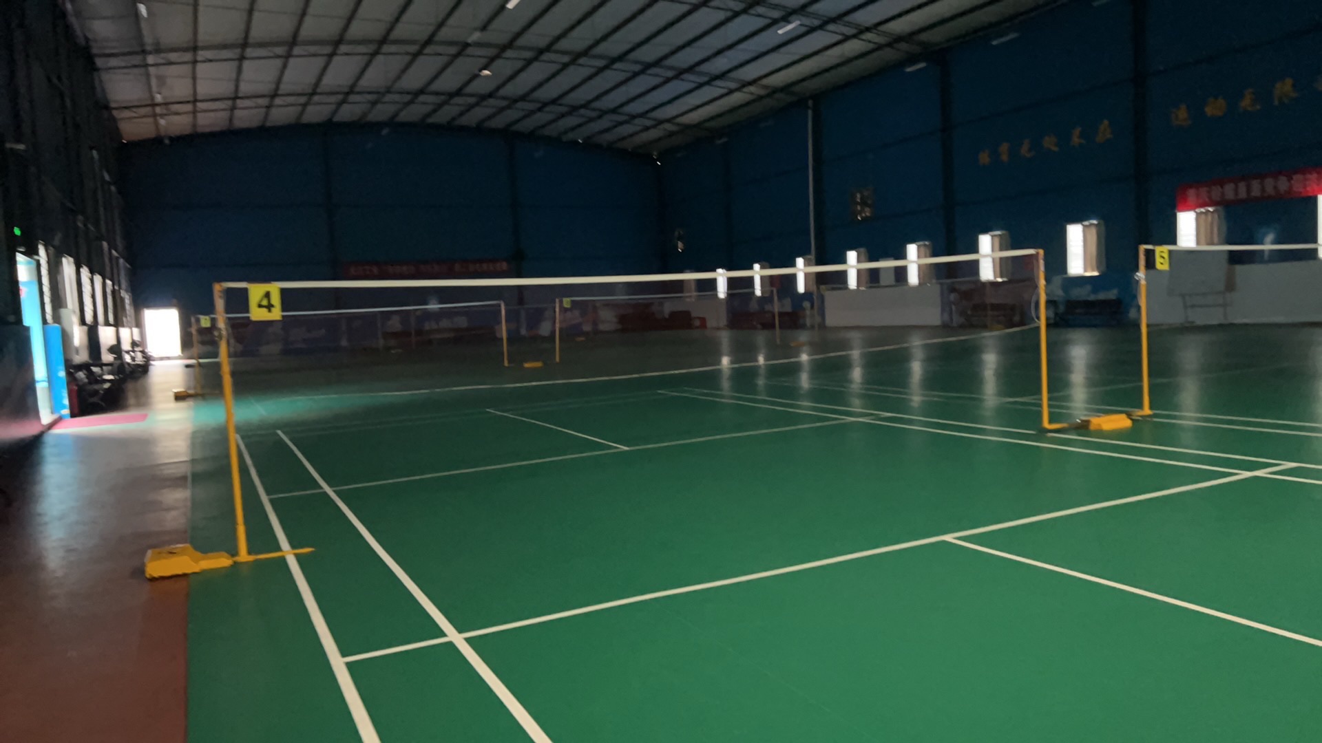 场地封面-金竹羽毛球馆
