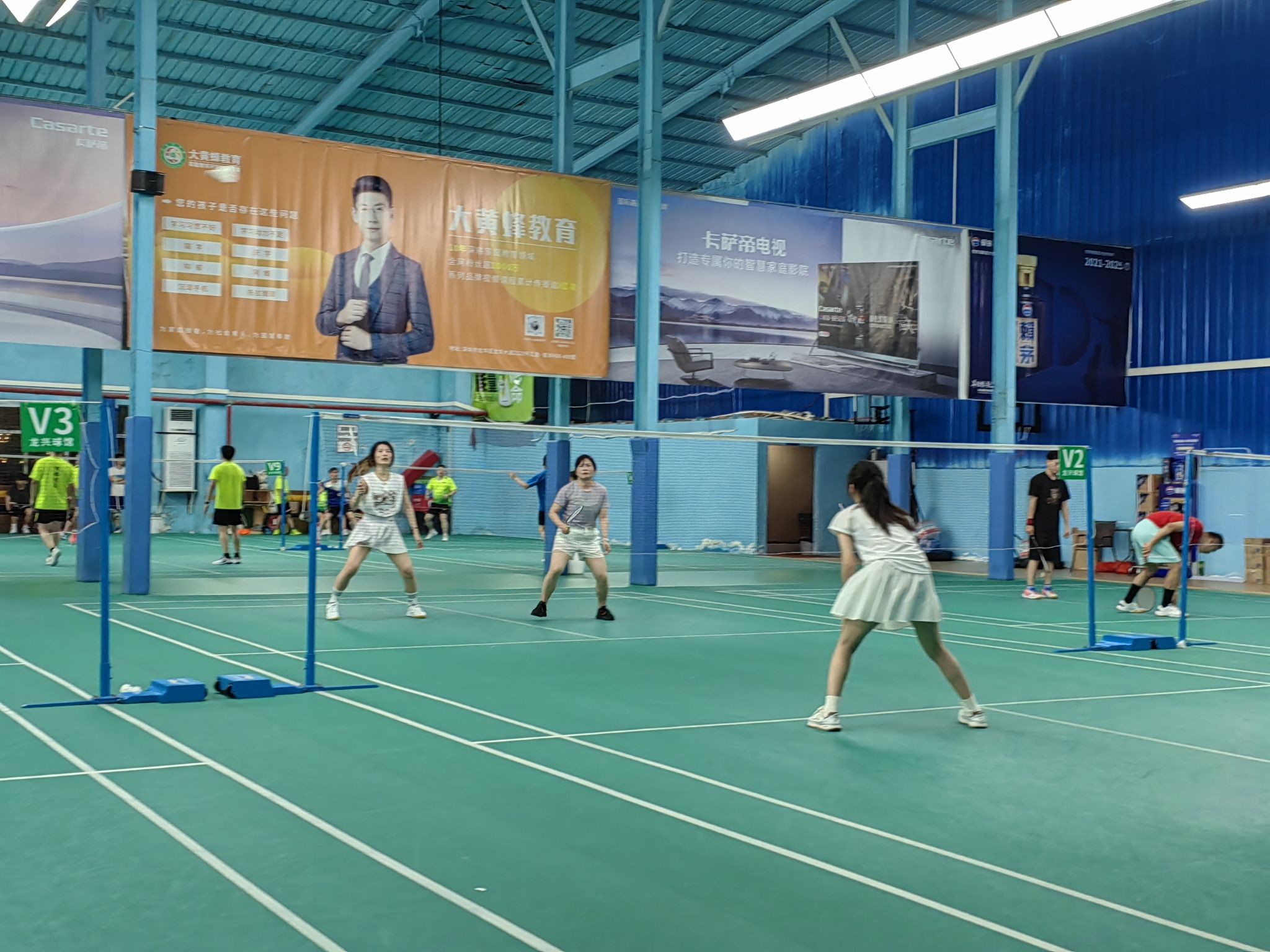场地封面-龙兴羽毛球馆