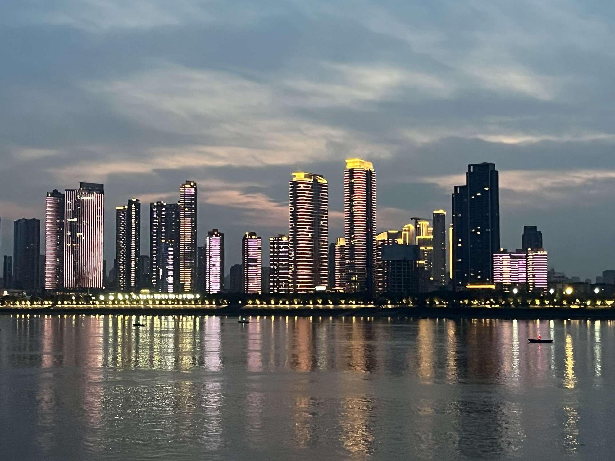 武汉长江大桥建成纪念碑旅行图片 2