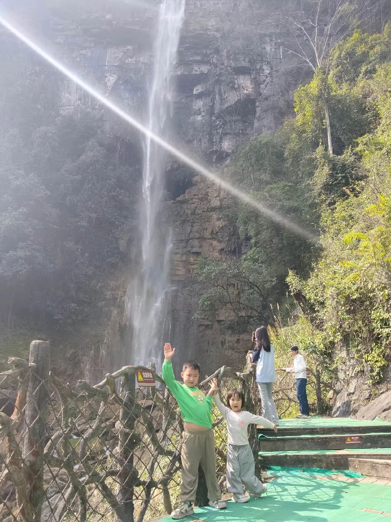 环江牛角寨瀑布群风景区(暂停开放)旅行图片 3