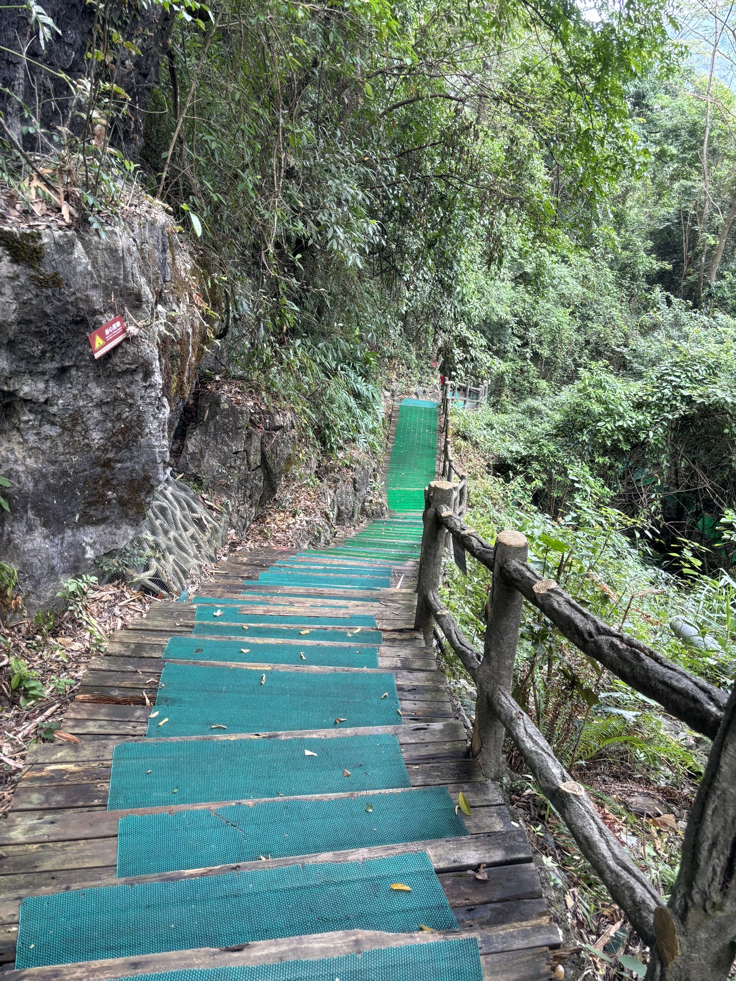 环江牛角寨瀑布群风景区(暂停开放)旅行图片 2