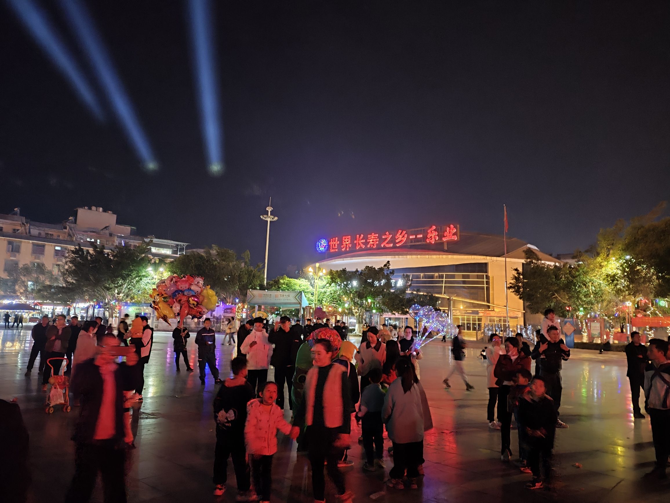 乐业县文化广场旅行图片 1
