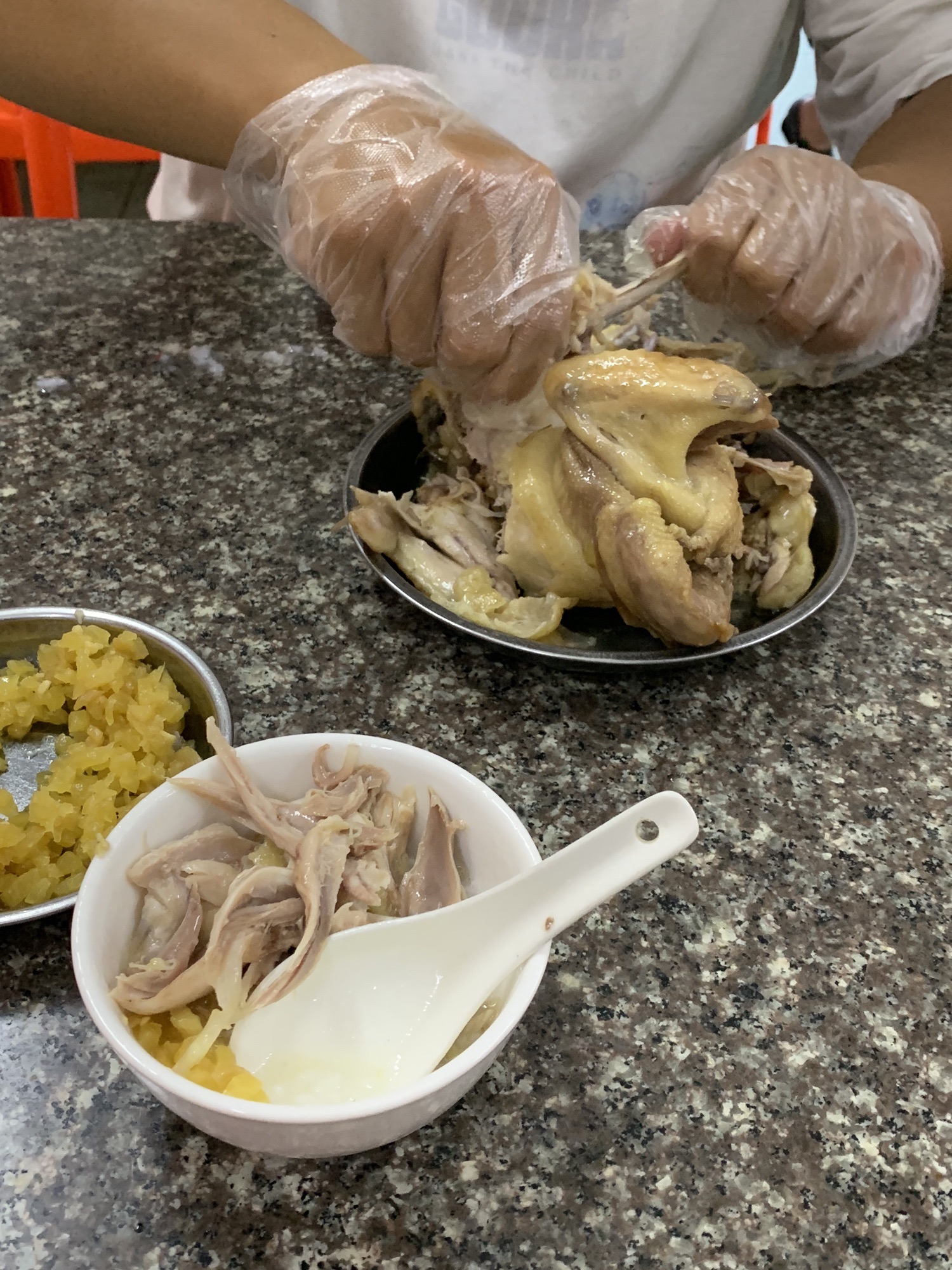 阿侬盐焗鸡餐饮店