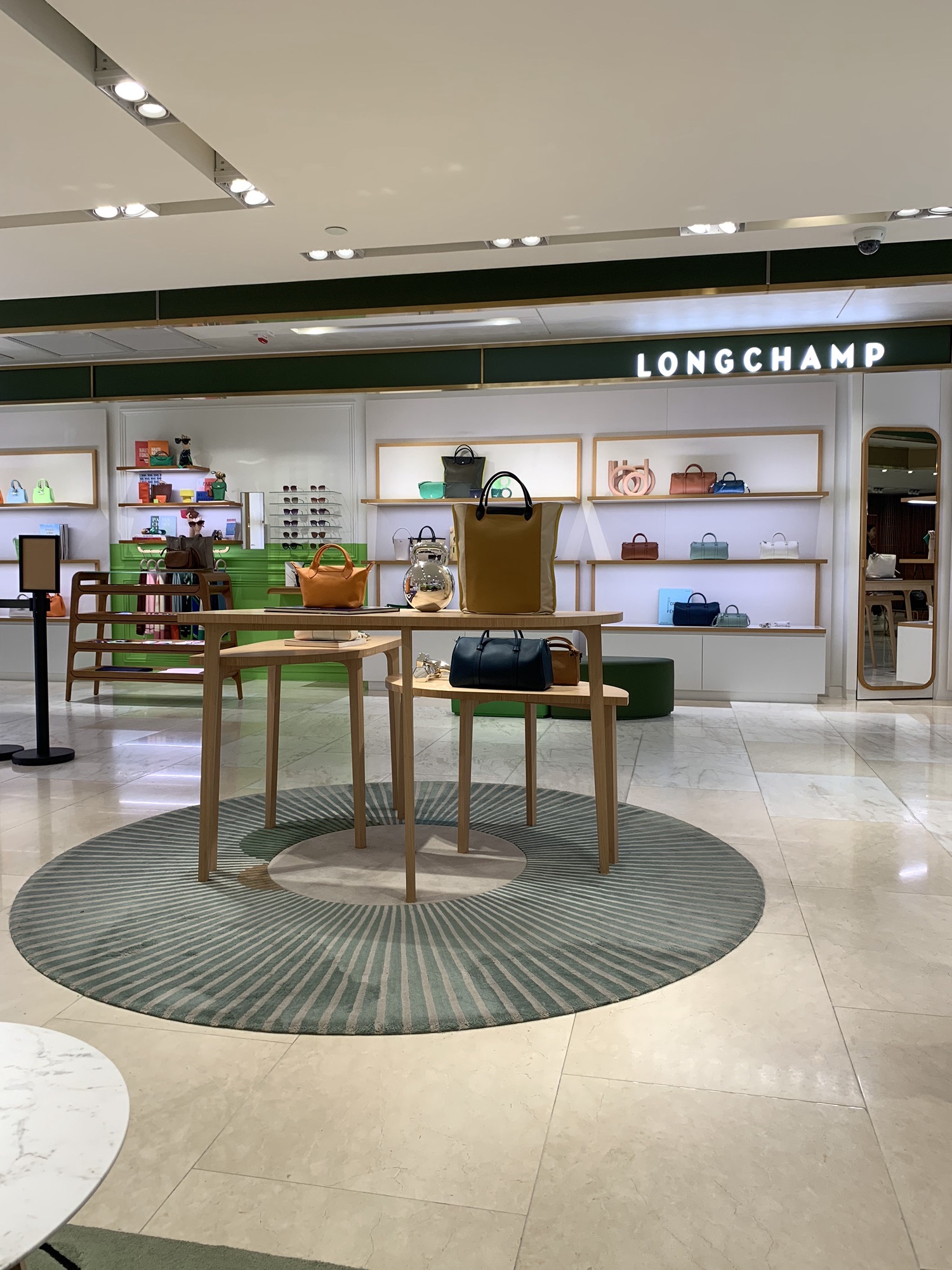LONGCHAMP(铜锣湾崇光百货店)