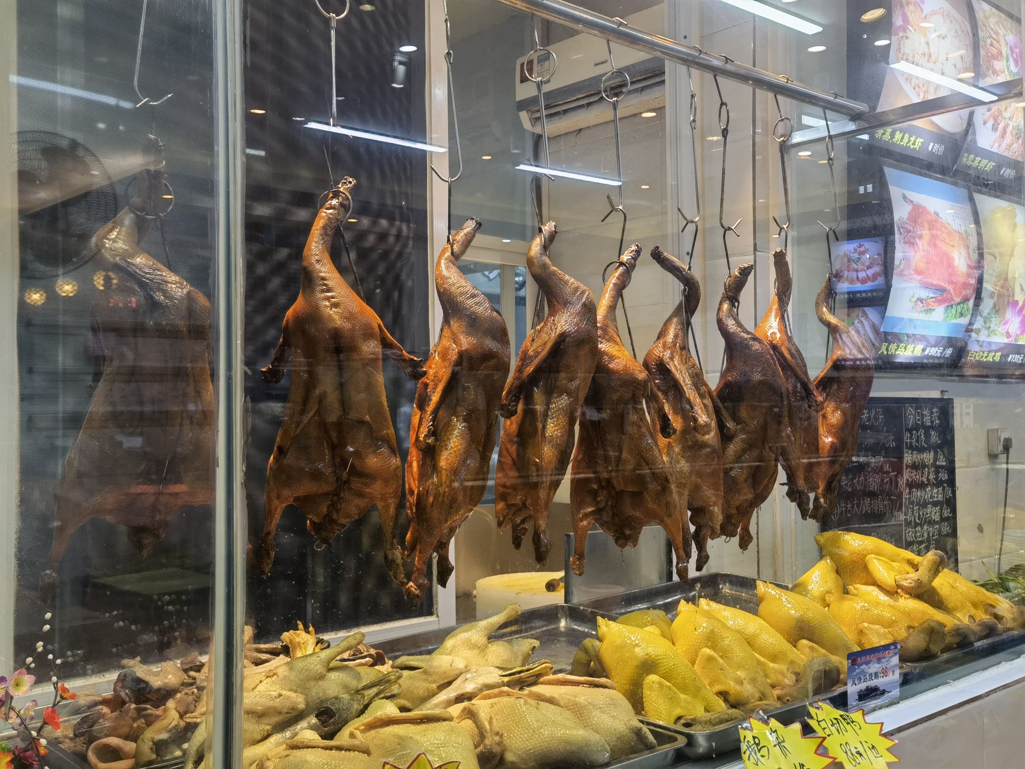 风情岛海鲜餐厅港口店