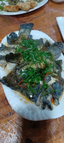 章林车头百二海鲜店