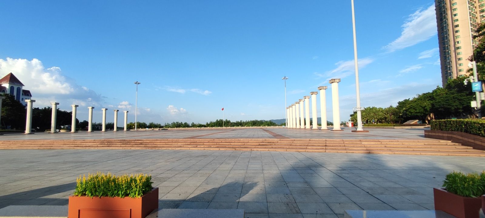 世纪广场旅行图片 1